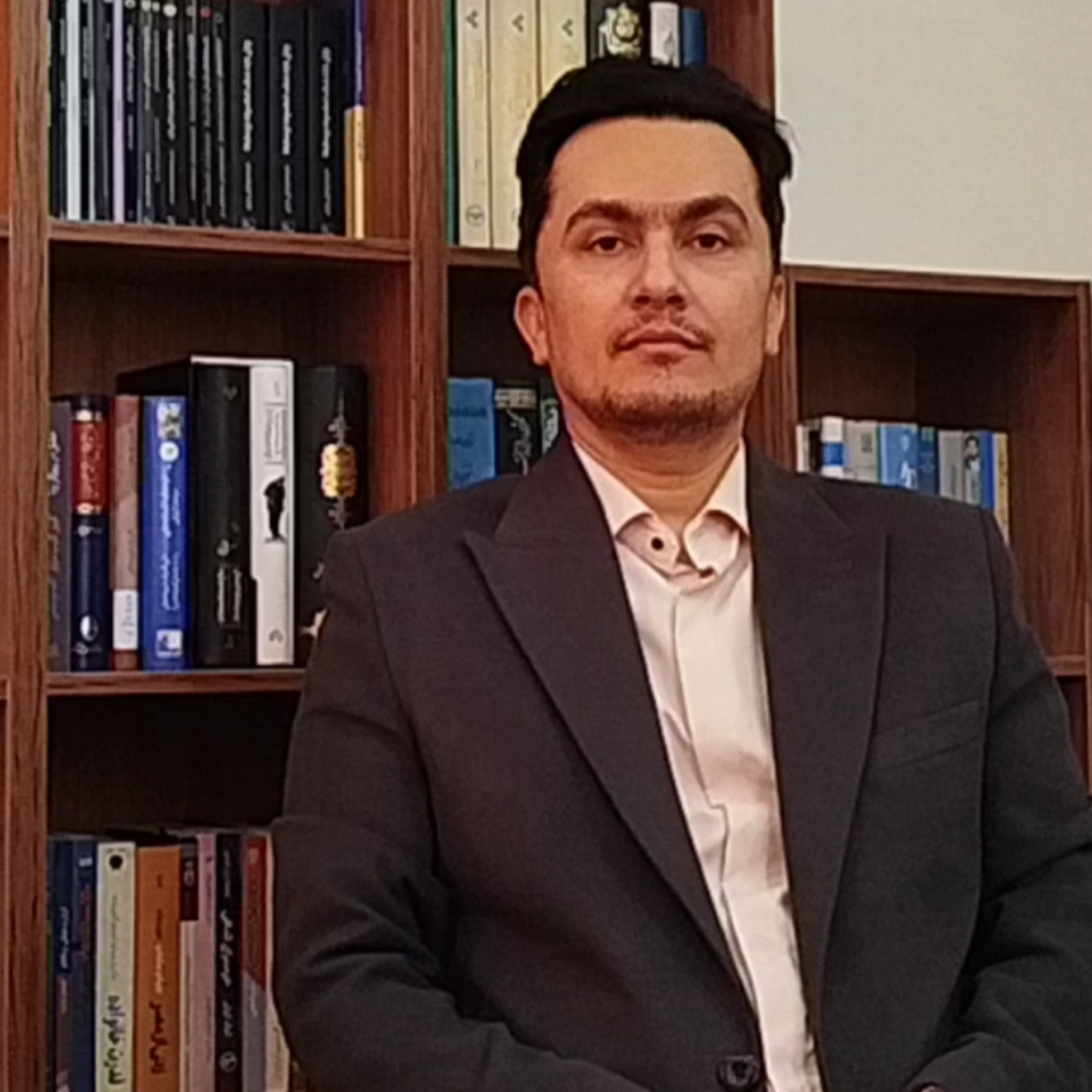 کاور دشواری های خوانش تاریخی انقلاب اسلامی۱۳۵۷