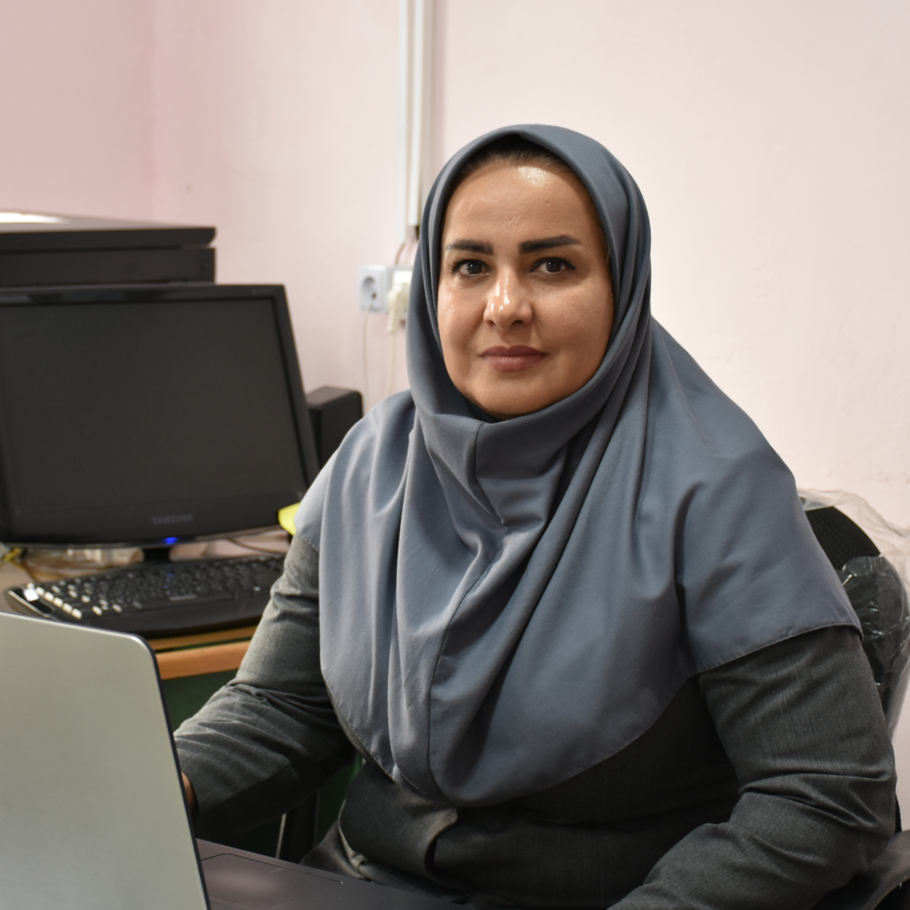 کاور فرشته یحیی پور