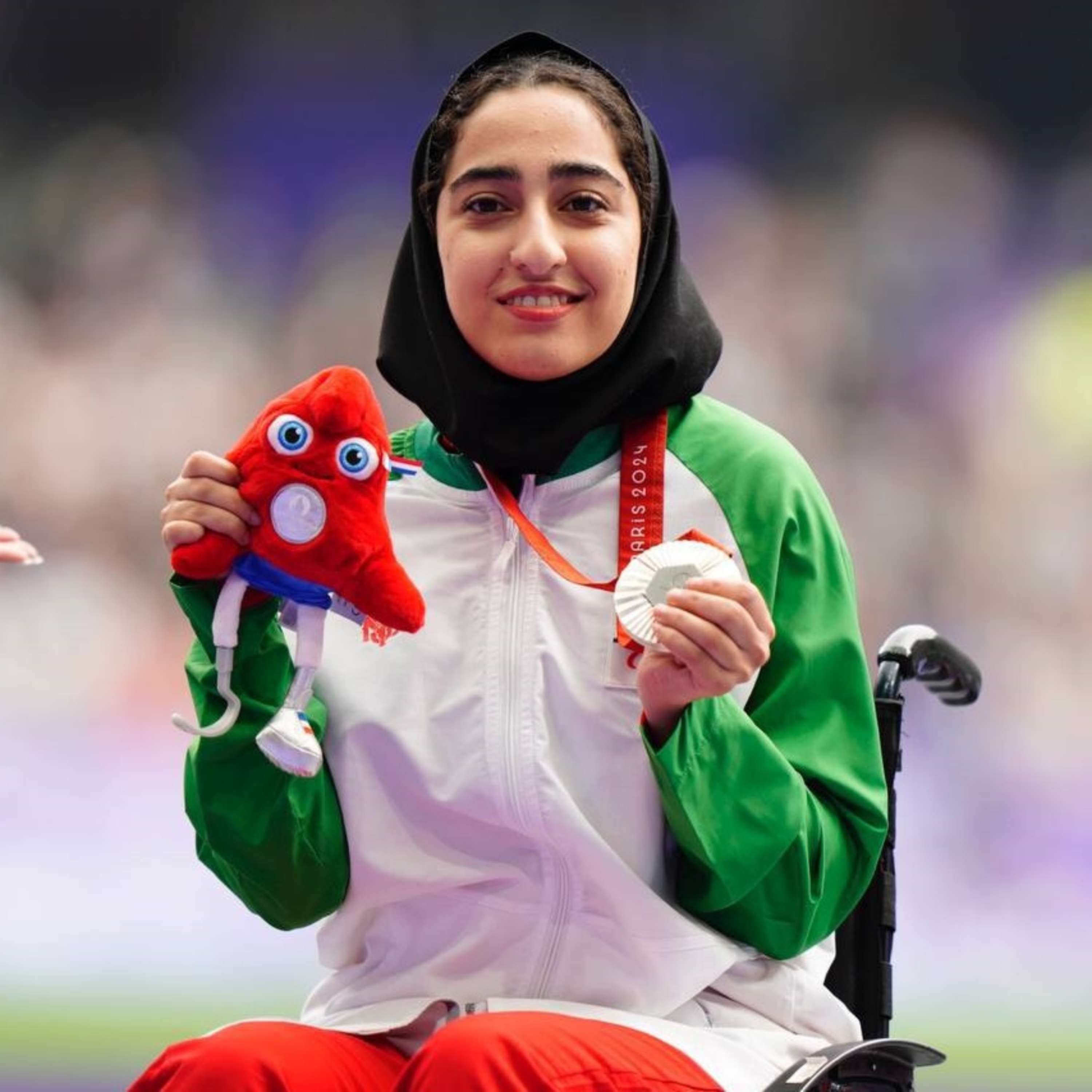 کاور پادکست ورزش سه.سه سوت (پاراالمپیک2024)