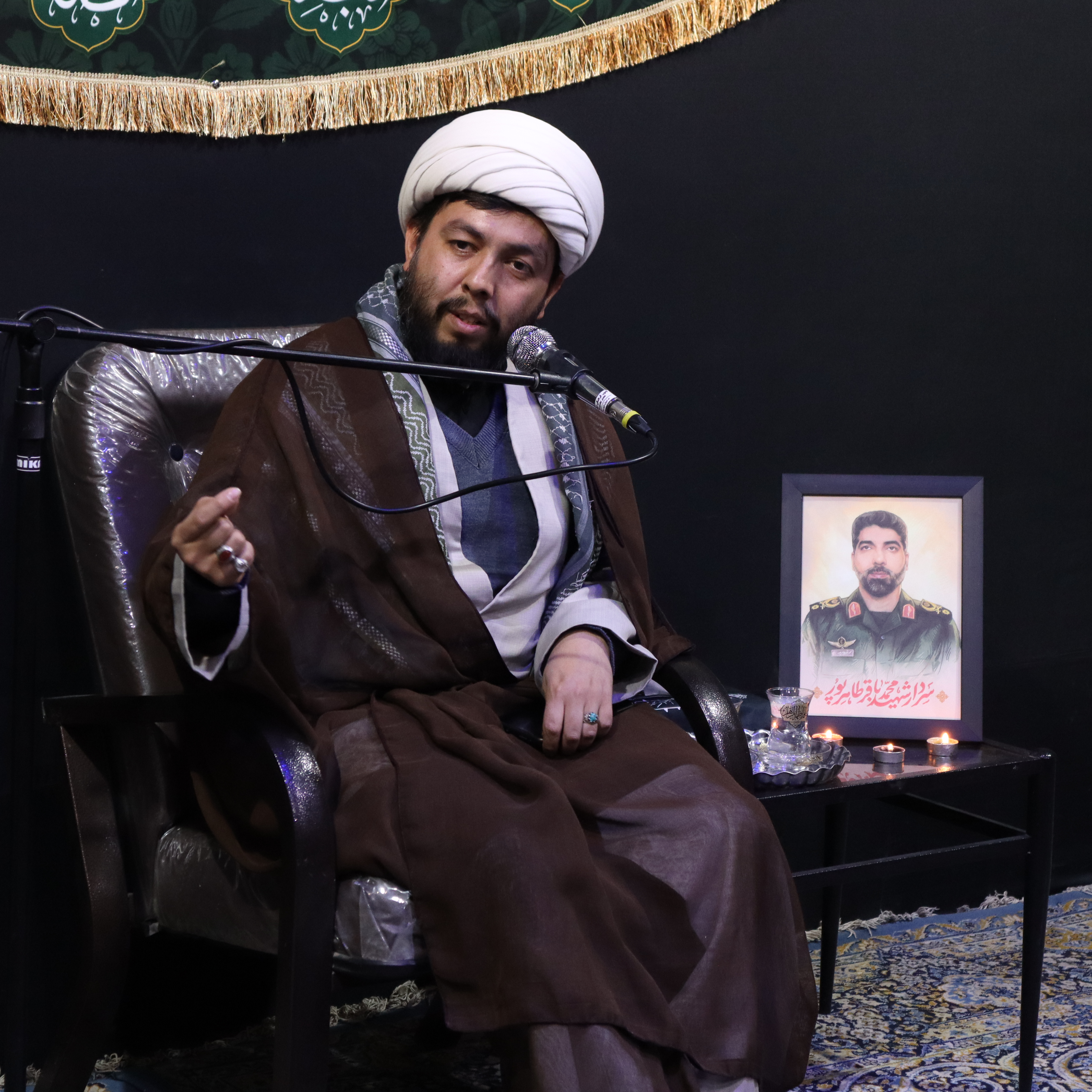 کاور سخنرانی حجت‌الاسلام احمدی - هیئت بصیرت