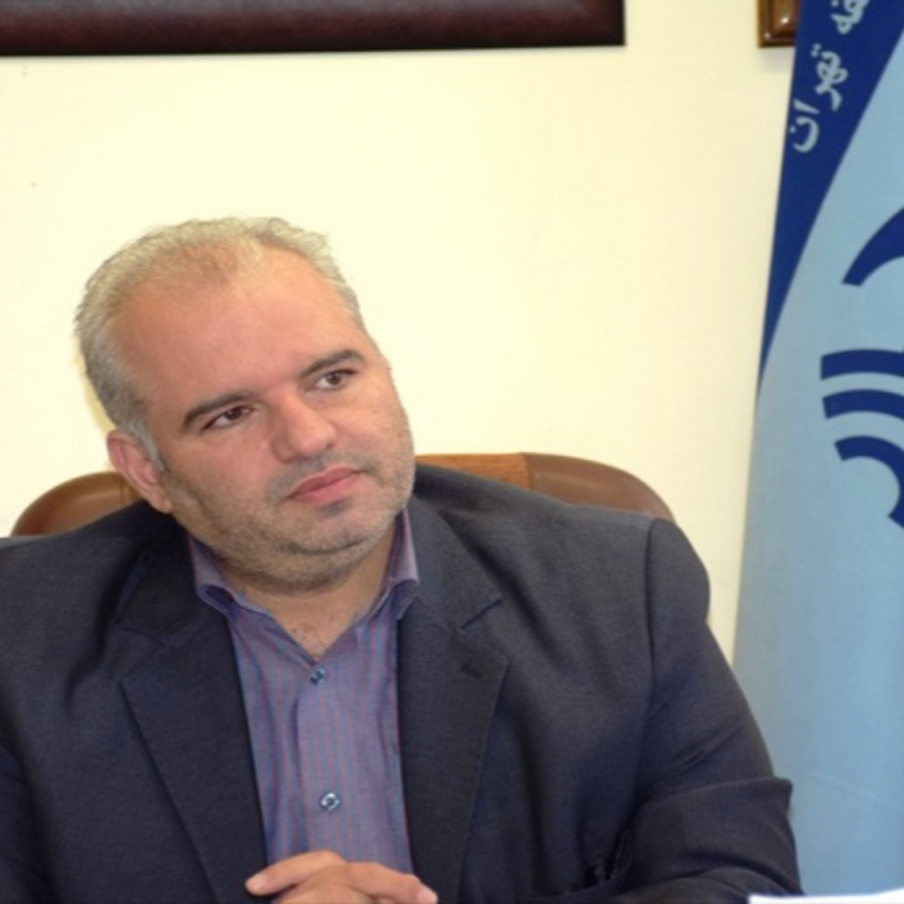 کاور گفت و گو با مهندس تاج مهری مدیرکل مخابرات منطقه هفت تهران
