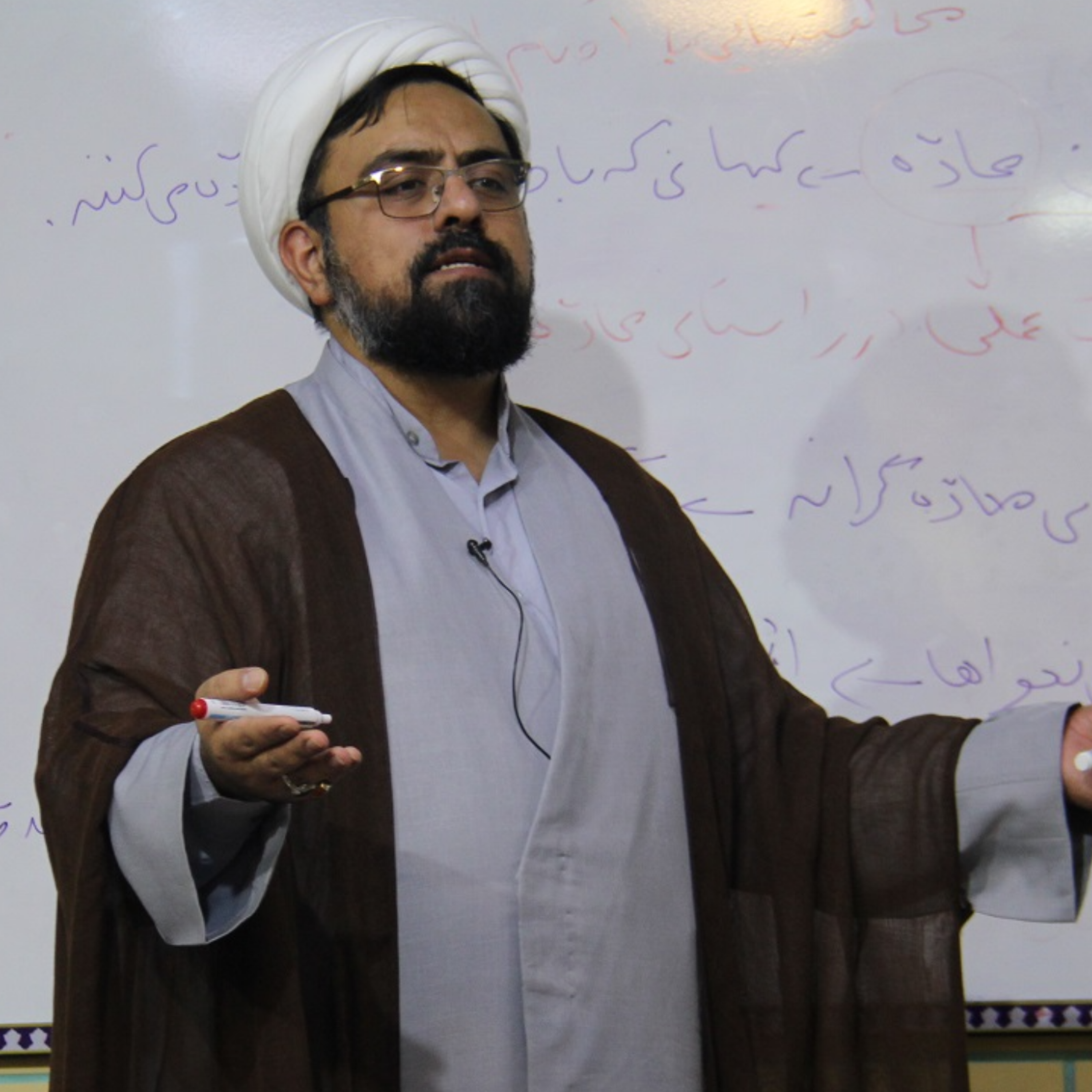 کاور آموزش تدبر در قرآن ویژه طلاب - بخش سوم سوره مجادله (فایل 4 از سطح 4 ویژه طلاب)