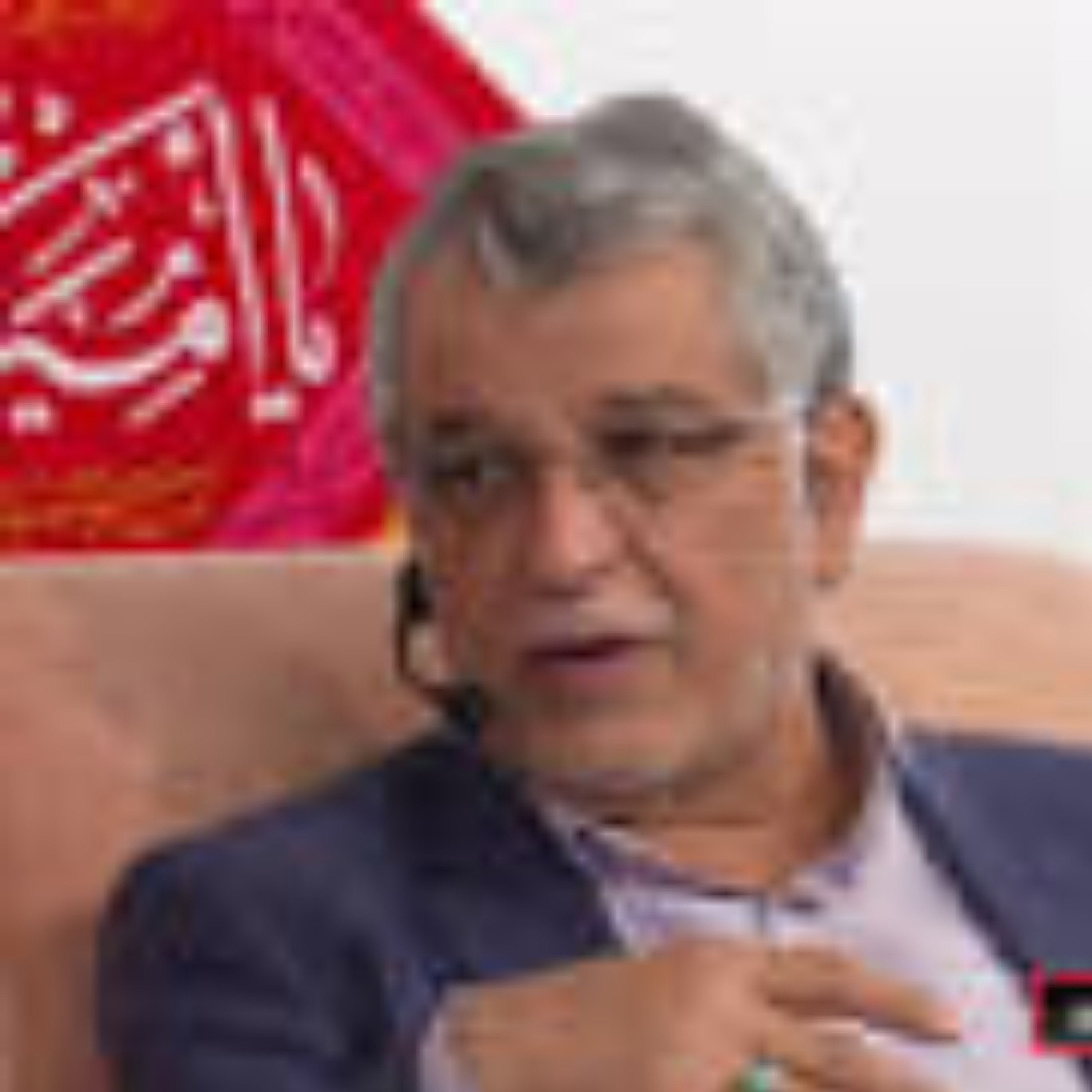 کاور گفتگوی برنامه میلاد پیامبر اکرم(ص) و امام صادق(ع) دکتر خویی و مهندس امیری 1404