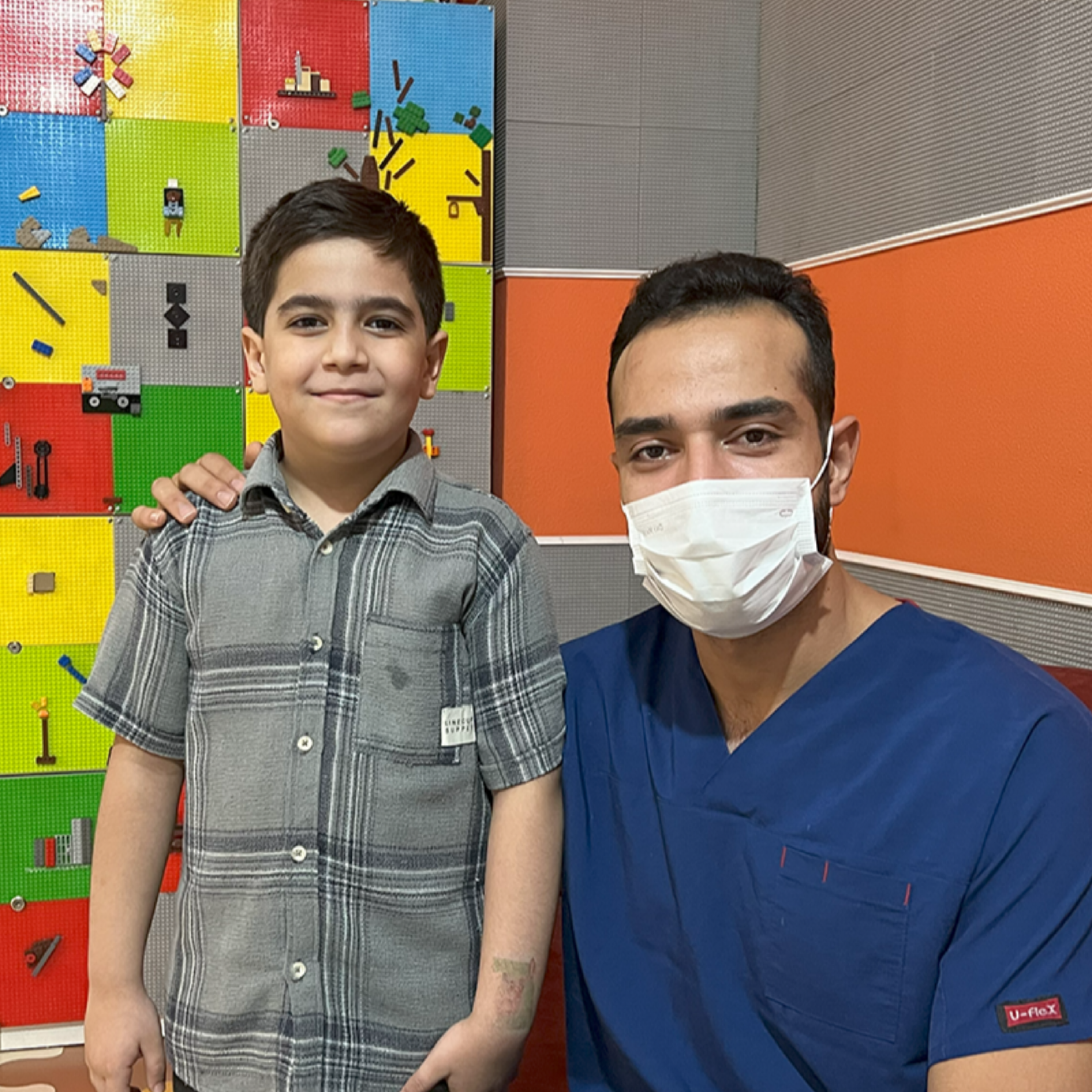 کاور نحوه برخورد با کودک در حین حضور در مطب دندانپزشکی