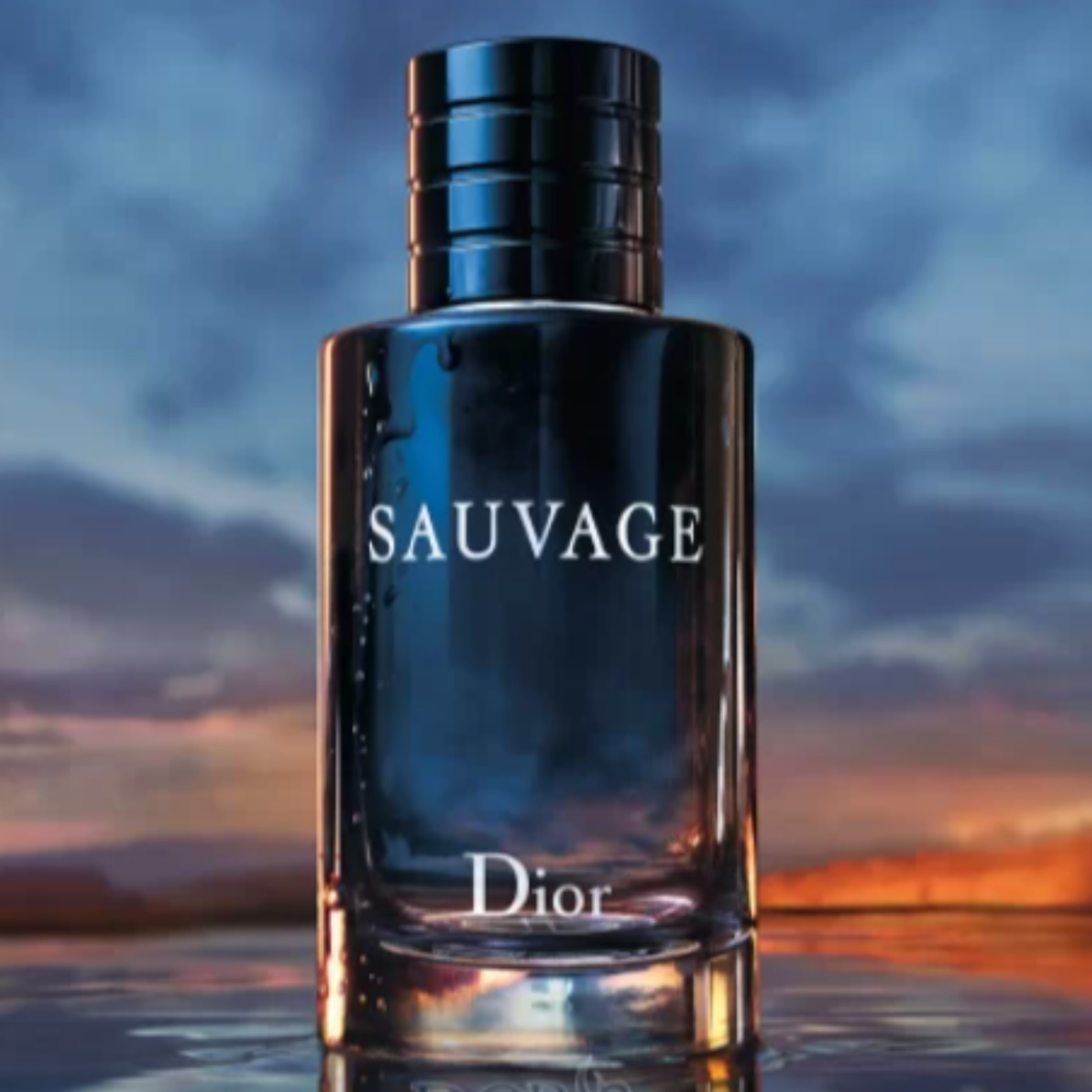 کاور معرفی عطر دیور ساواج