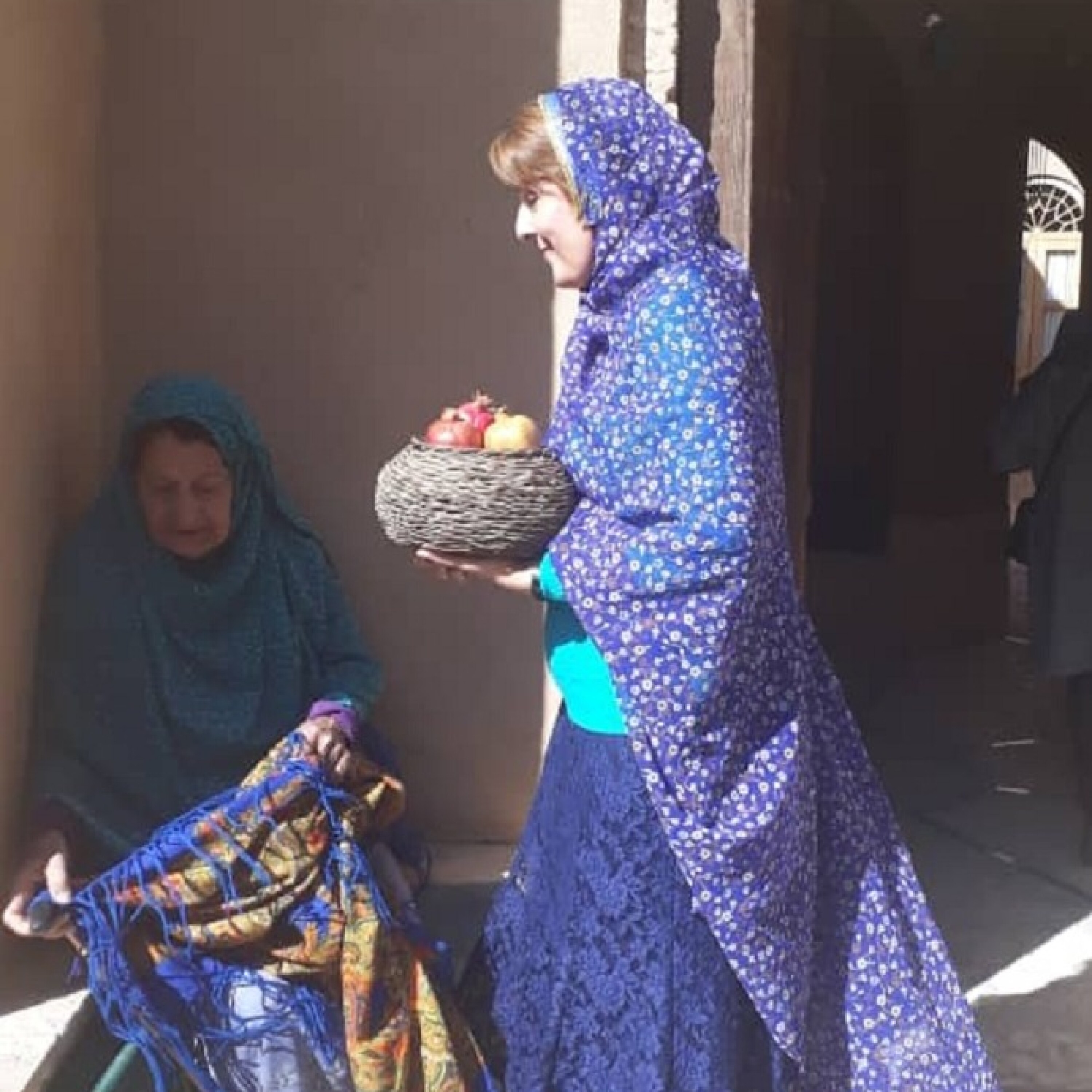 سفر دور و دراز انار یلدا