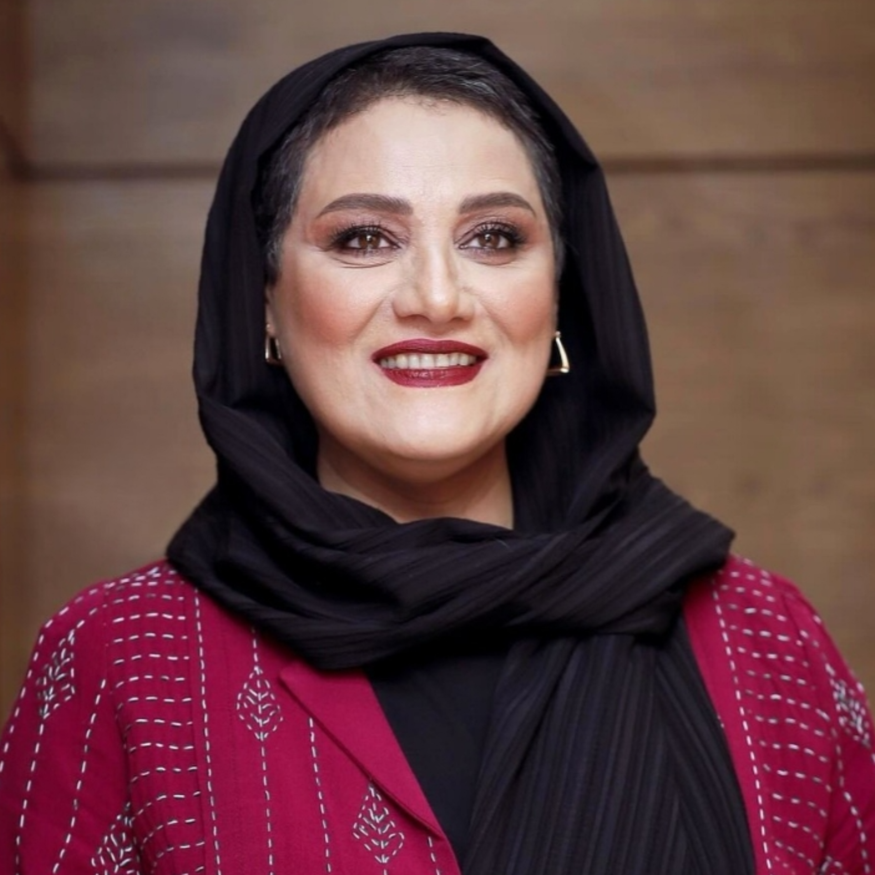 کاور زندگینامه شبنم مقدمی
