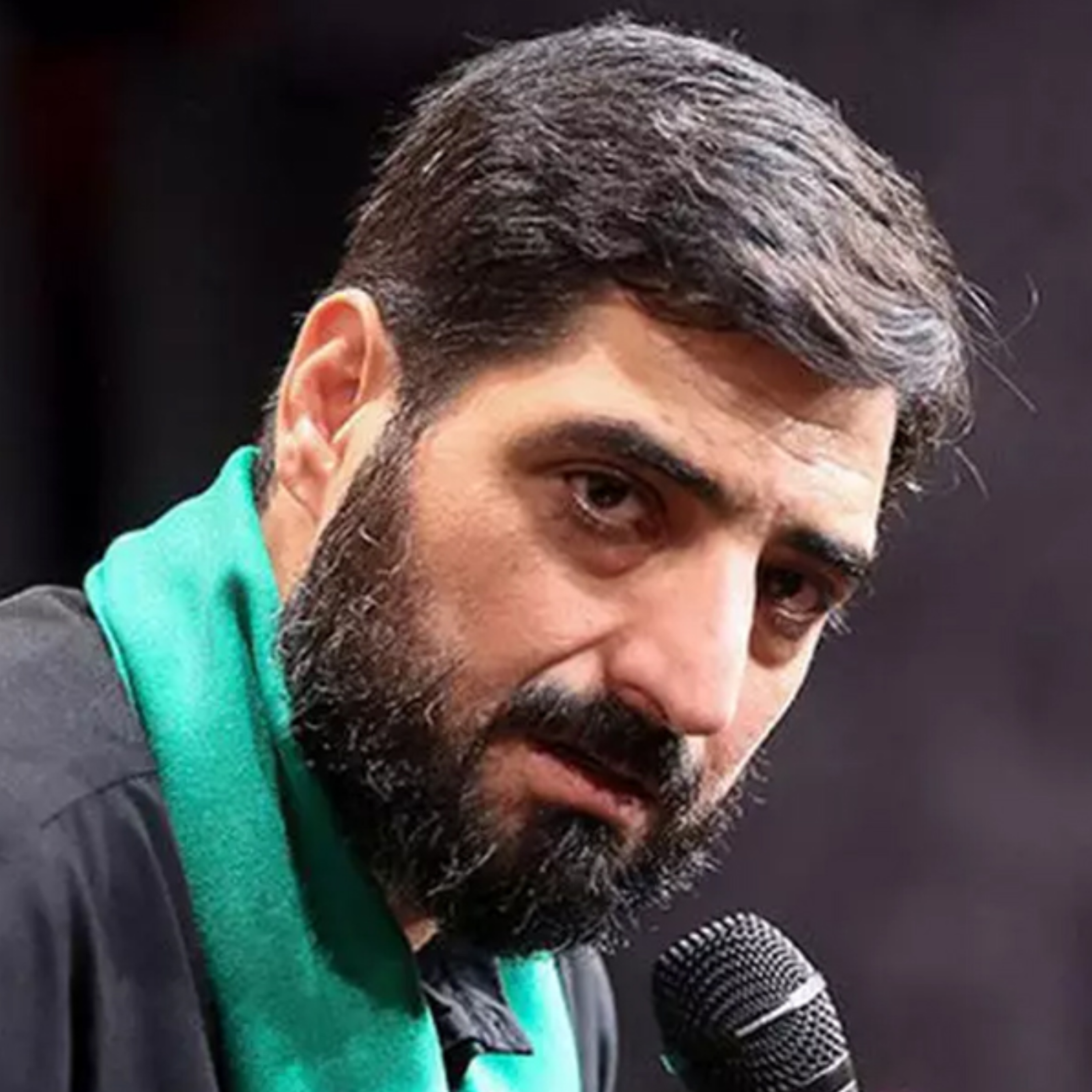کاور نام مادر عین عشقه