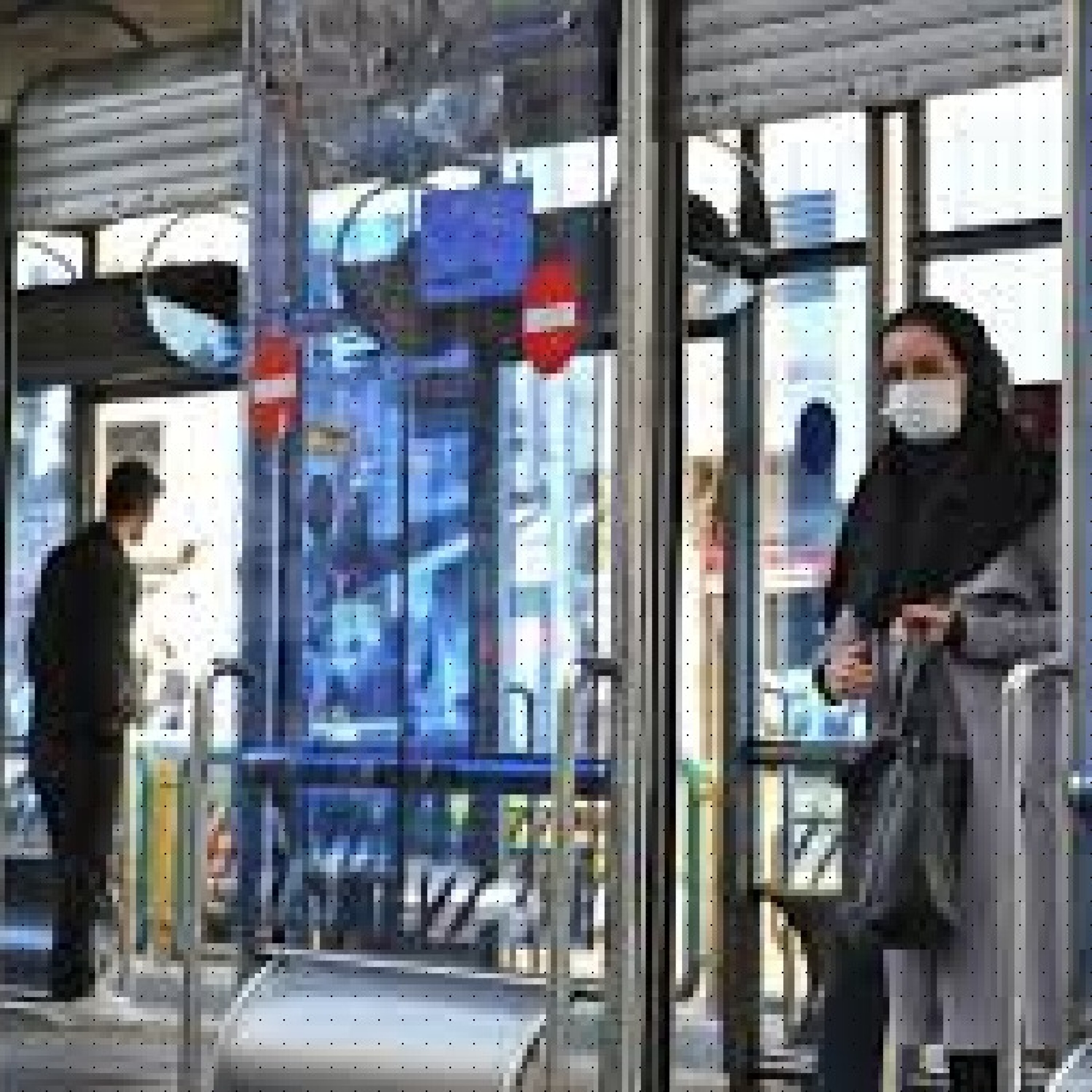 نقش مسئولیت گریزی شهروندان و پاسخگو نبودن دولت درشیوع کرونا