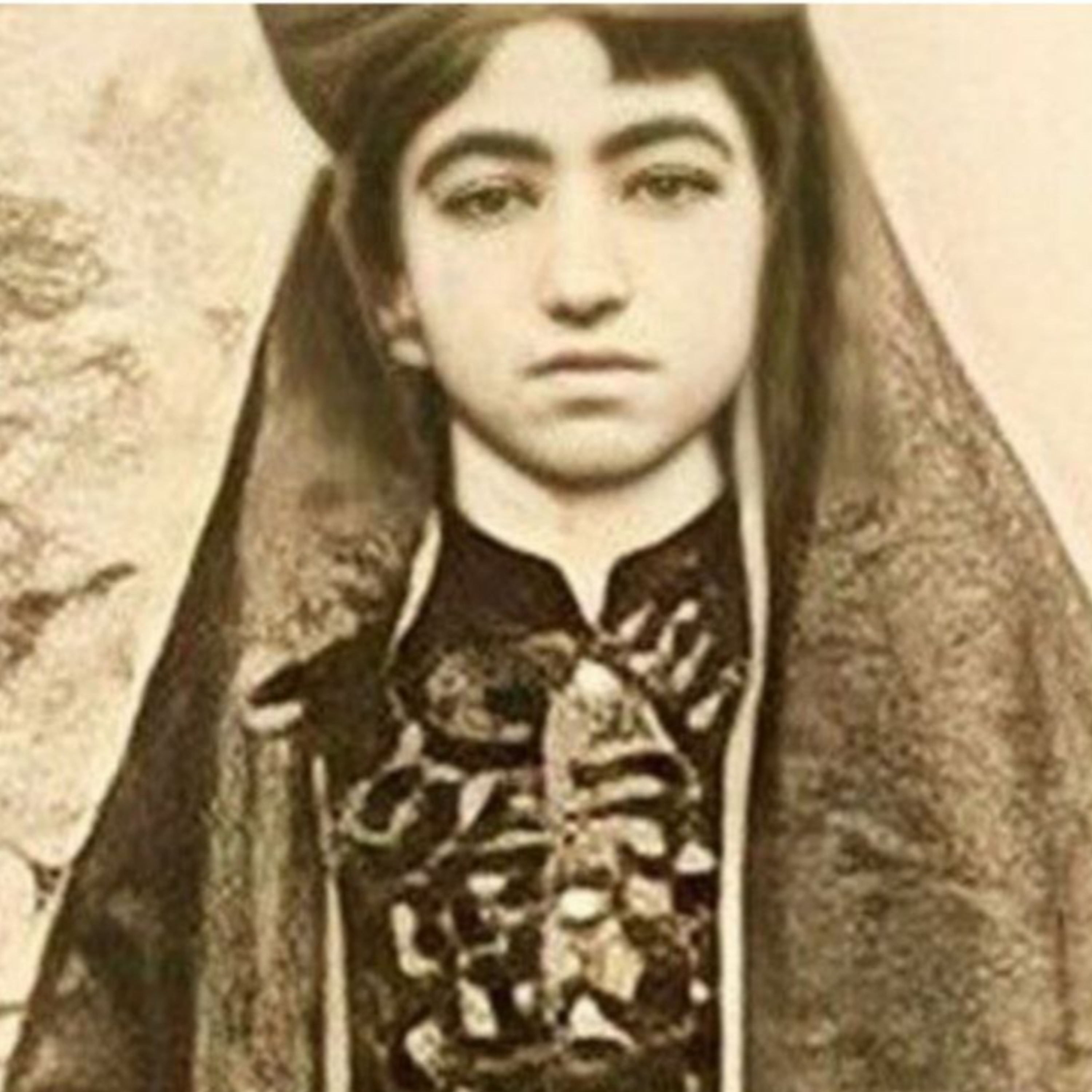 کاور بی‌بی‌خانم استرآبادی نخستین زن روزنامه‌نگار ایرانی