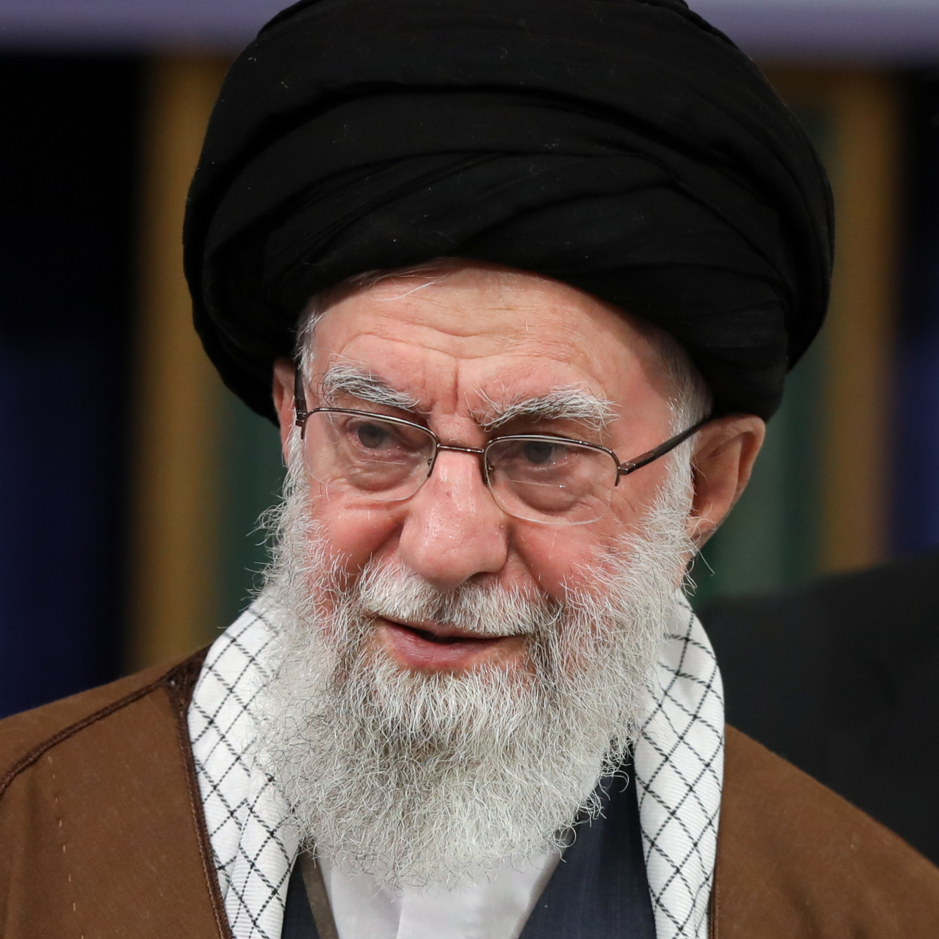 کاور دیدار قهرمانان و مدالآوران ورزشی و المپیادهای علمی جهانی