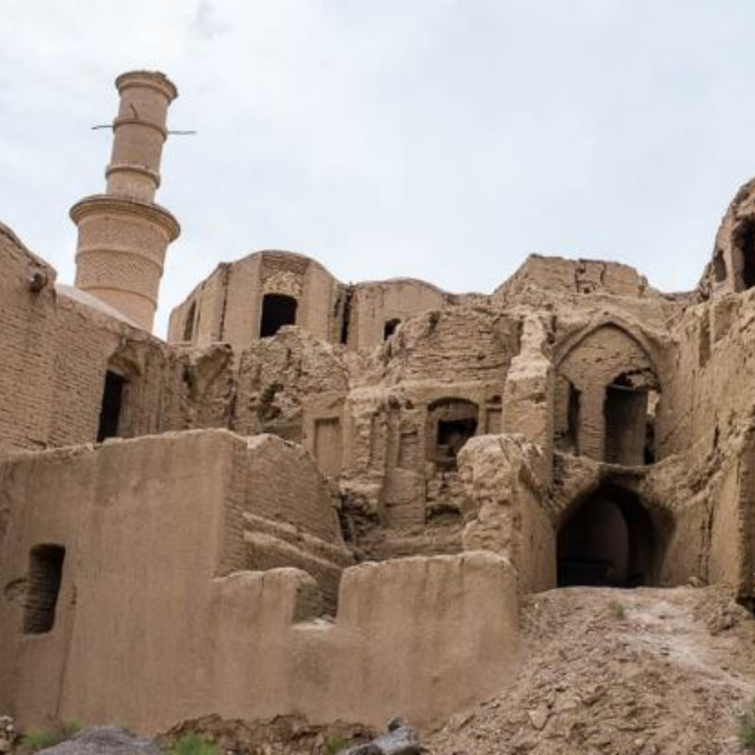 کاور مکان های اسرار آمیز ایران- کویر ریگ جن مثلث برمودای ایران (قسمت دوم)
