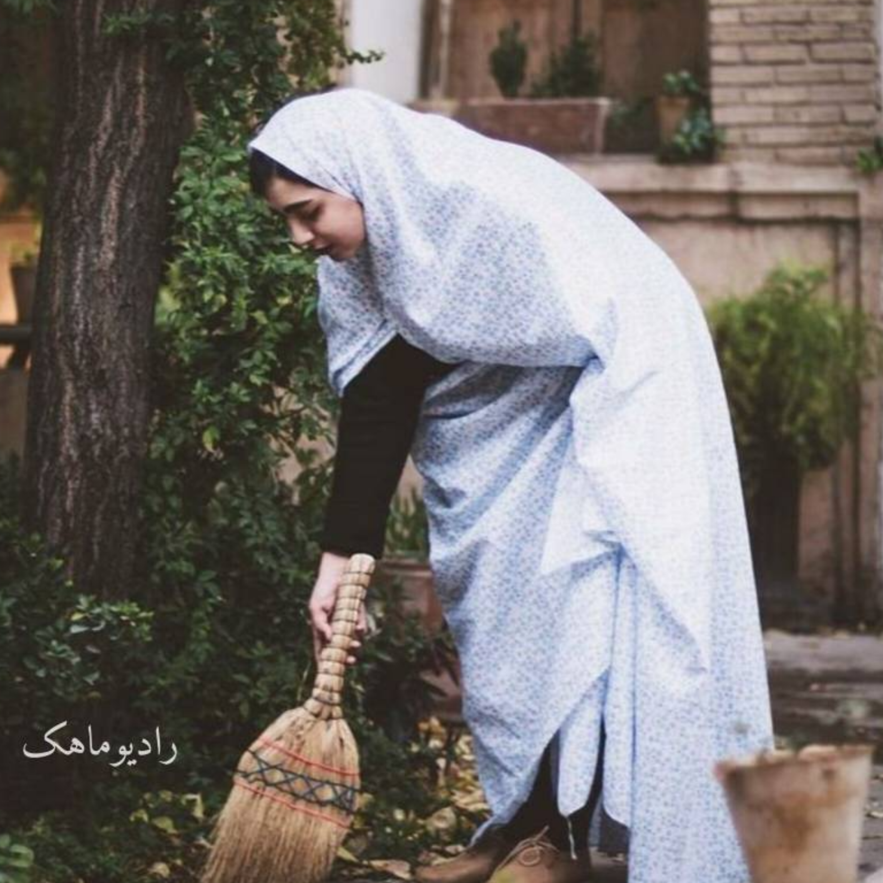 کاور درونِ بدونِ ما....