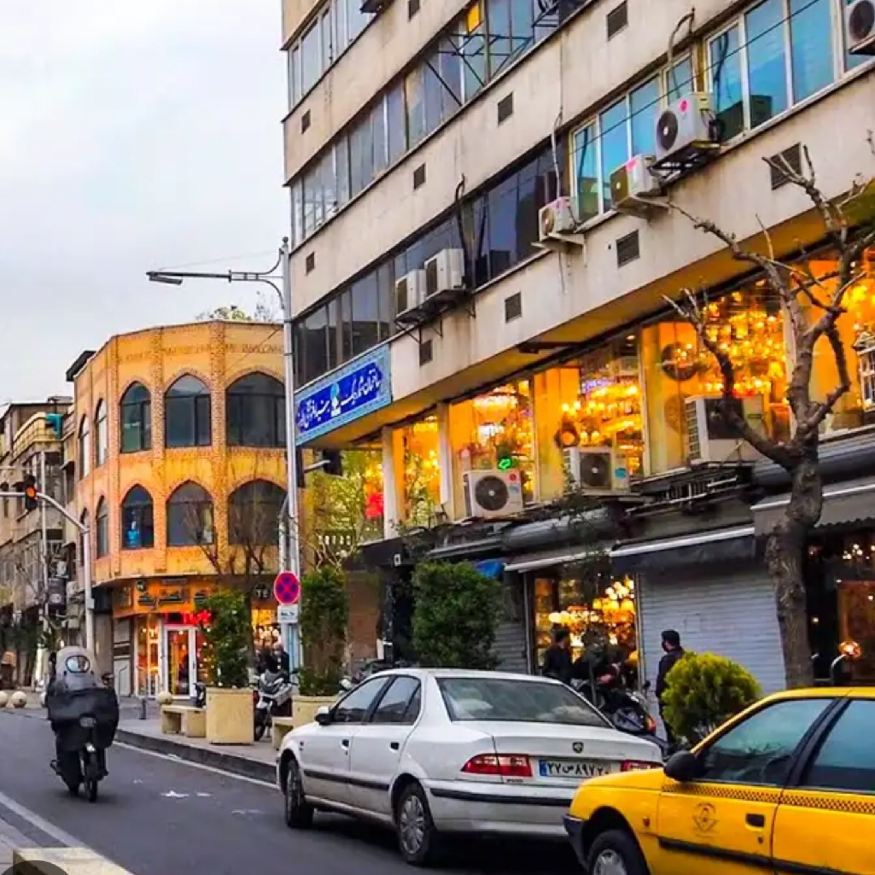 کاور هر کس را عاشوراییست