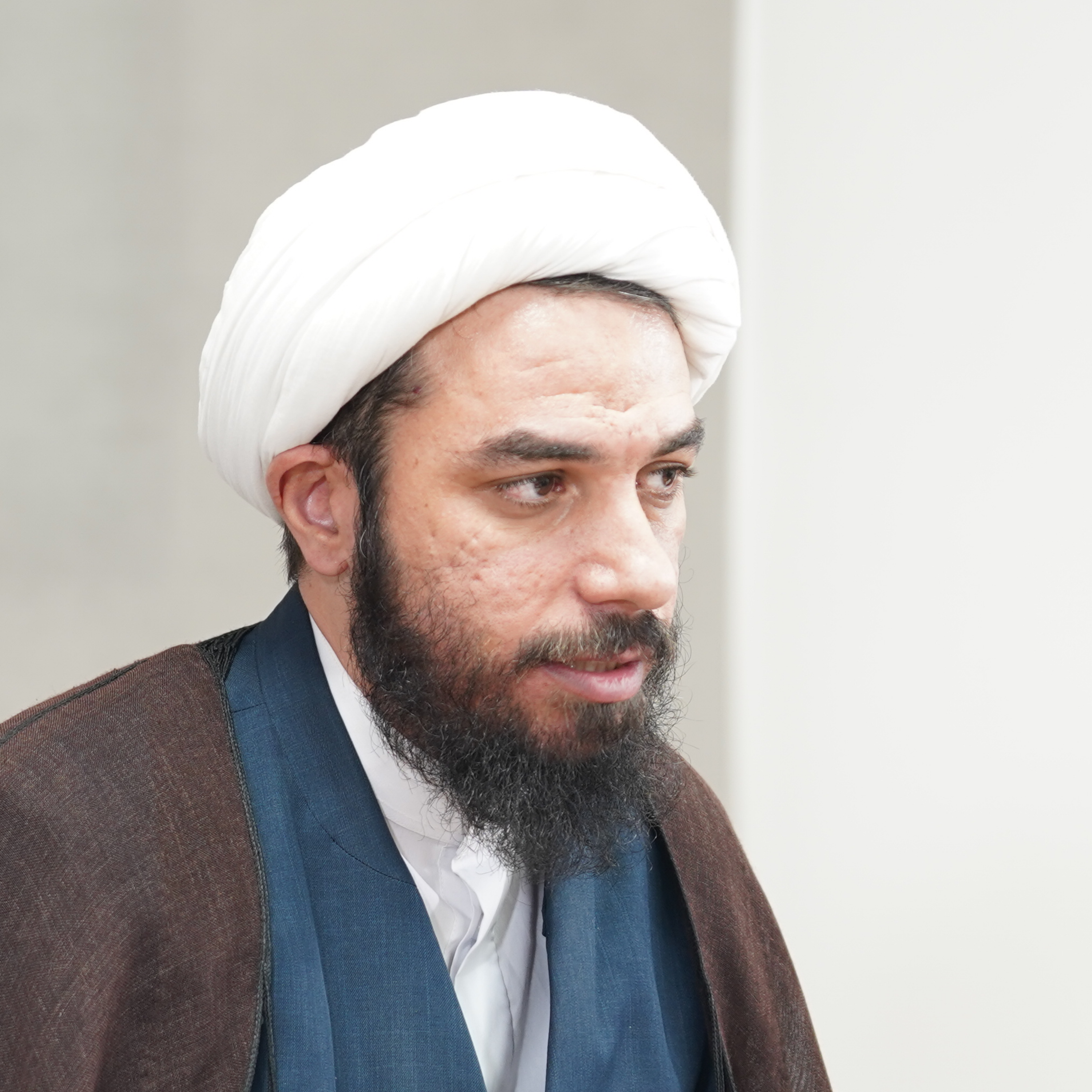 کاور نقد و بررسی ایده "فقه کلان" | آیا توجه تکالیف شرعی به جامعه امکان دارد؟ | محمد متقیان تبریزی