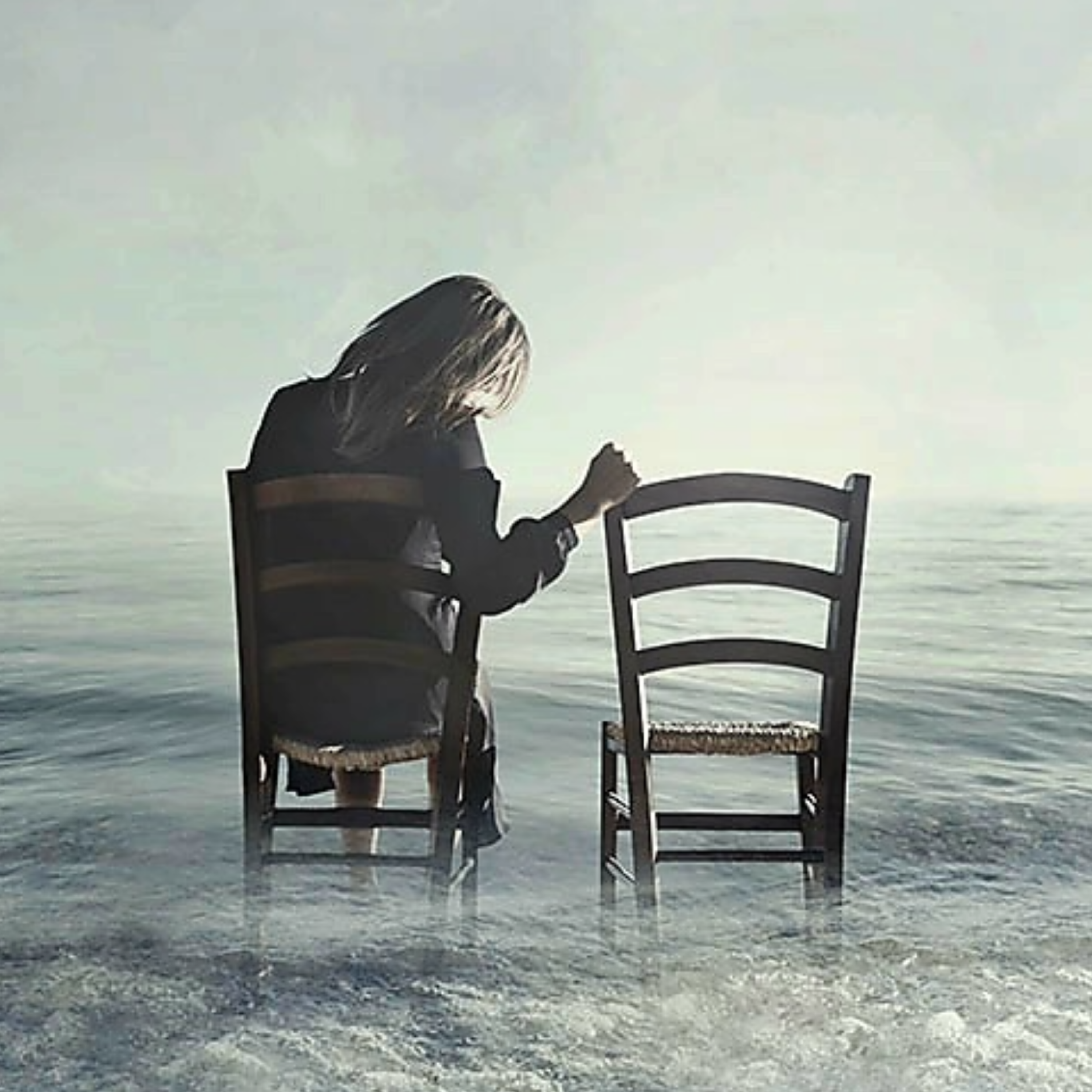 کاور سوگ عاطفی و چگونگی عبور از آن