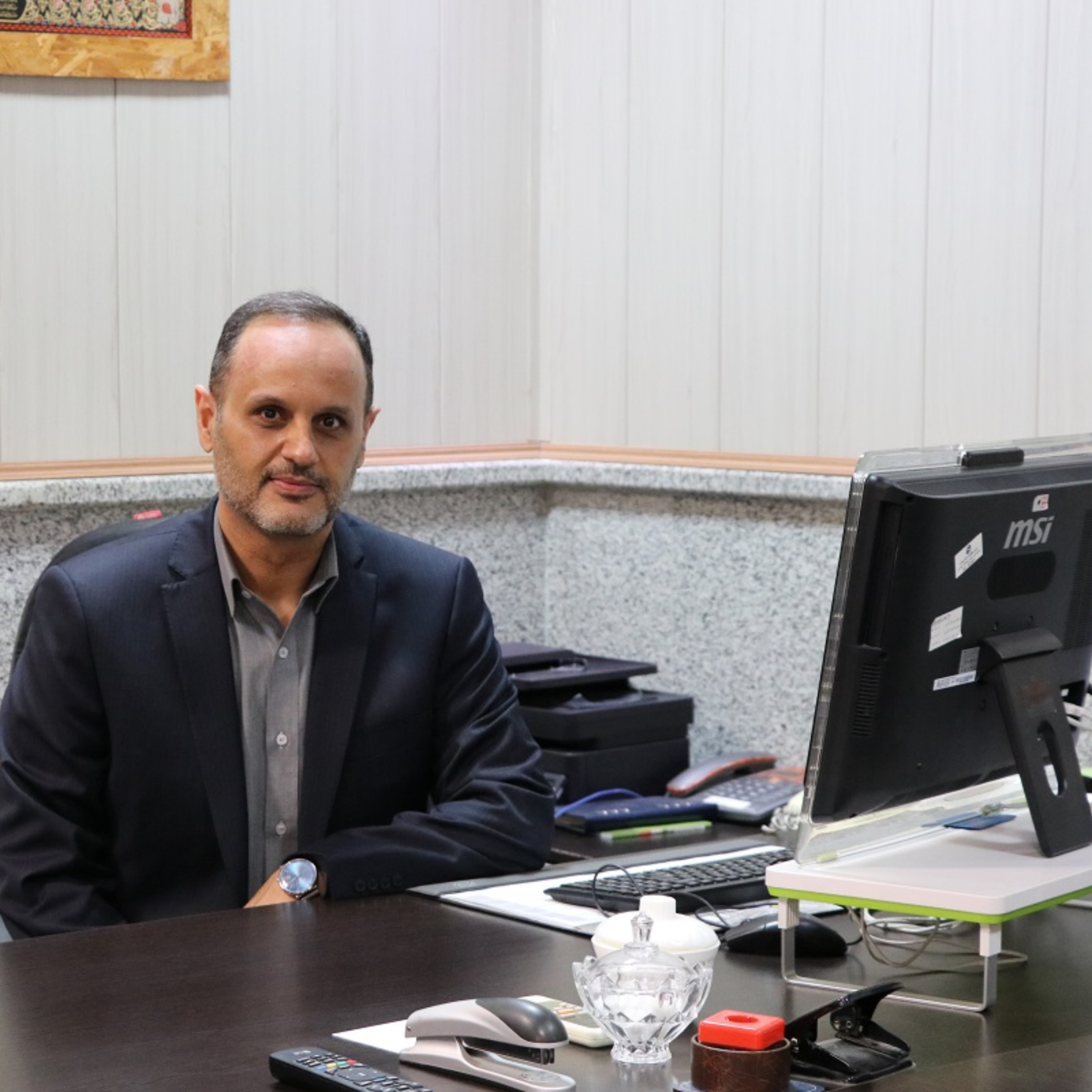 کاور گفت و گو با مدیرکل کنترل و مدیریت شبکه مخابرات منطقه تهران