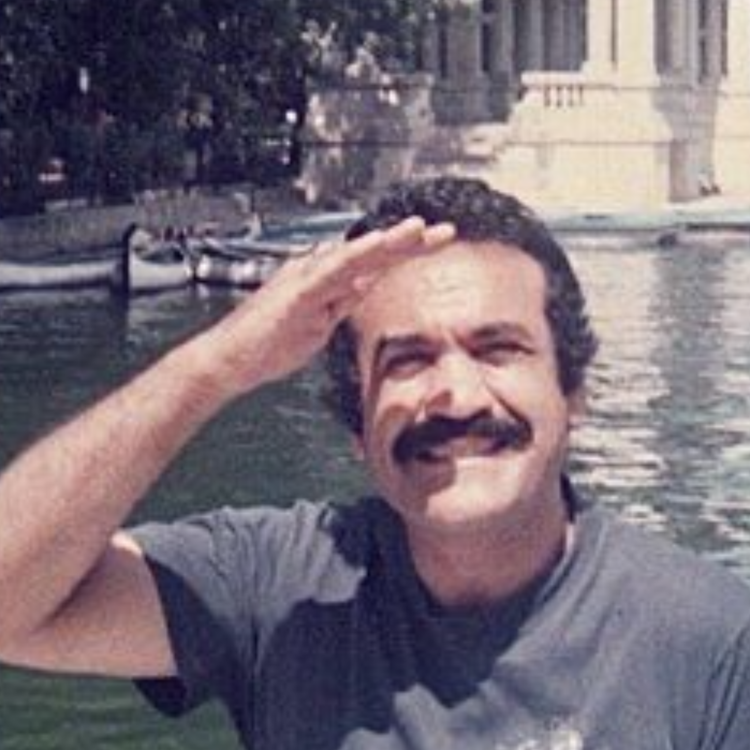 کاور نردبان عشق