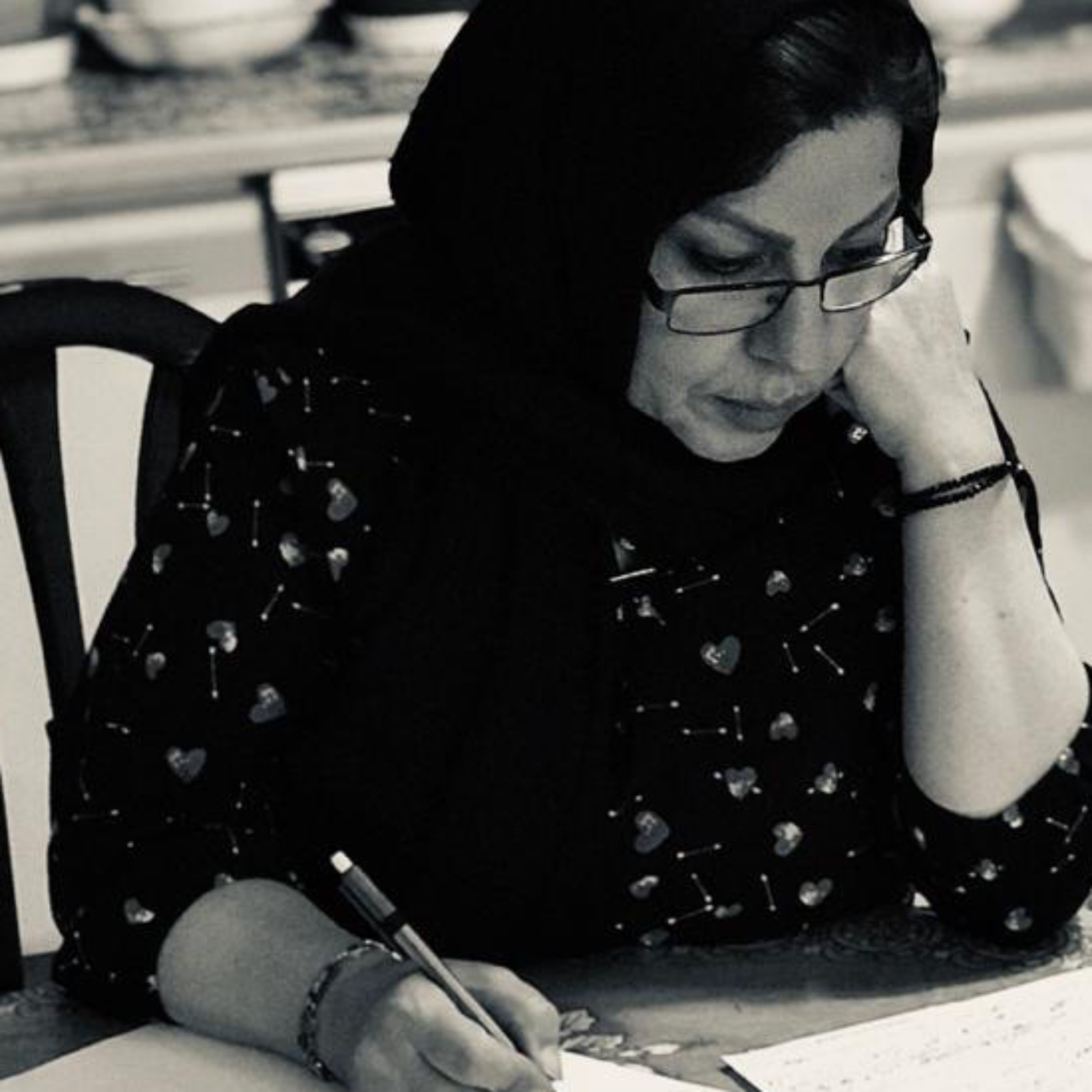 کاور رمان "من زنم" قسمت نهم