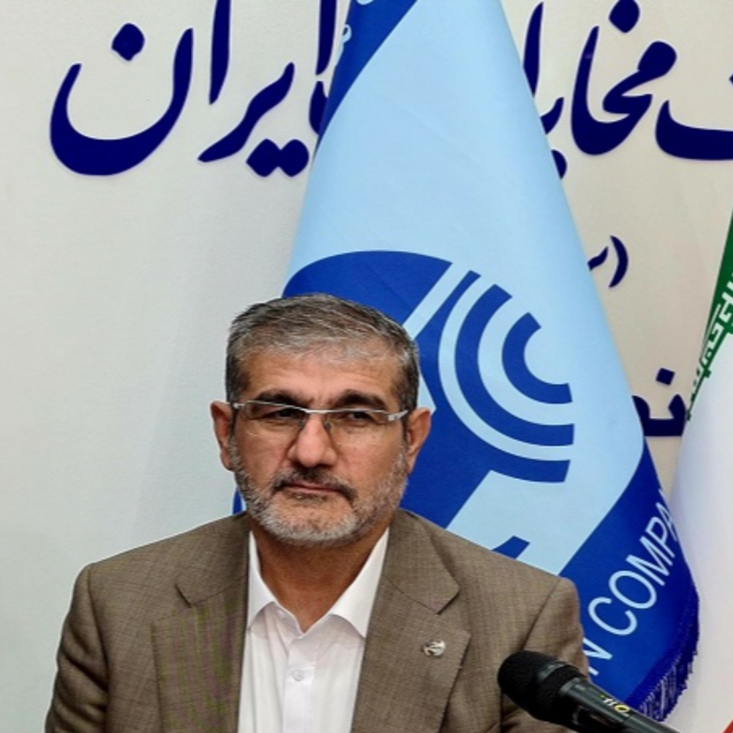کاور مدیر مخابرات تهران: مخابرات، شاهراه اصلی ارتباطات شهر هوشمند است
