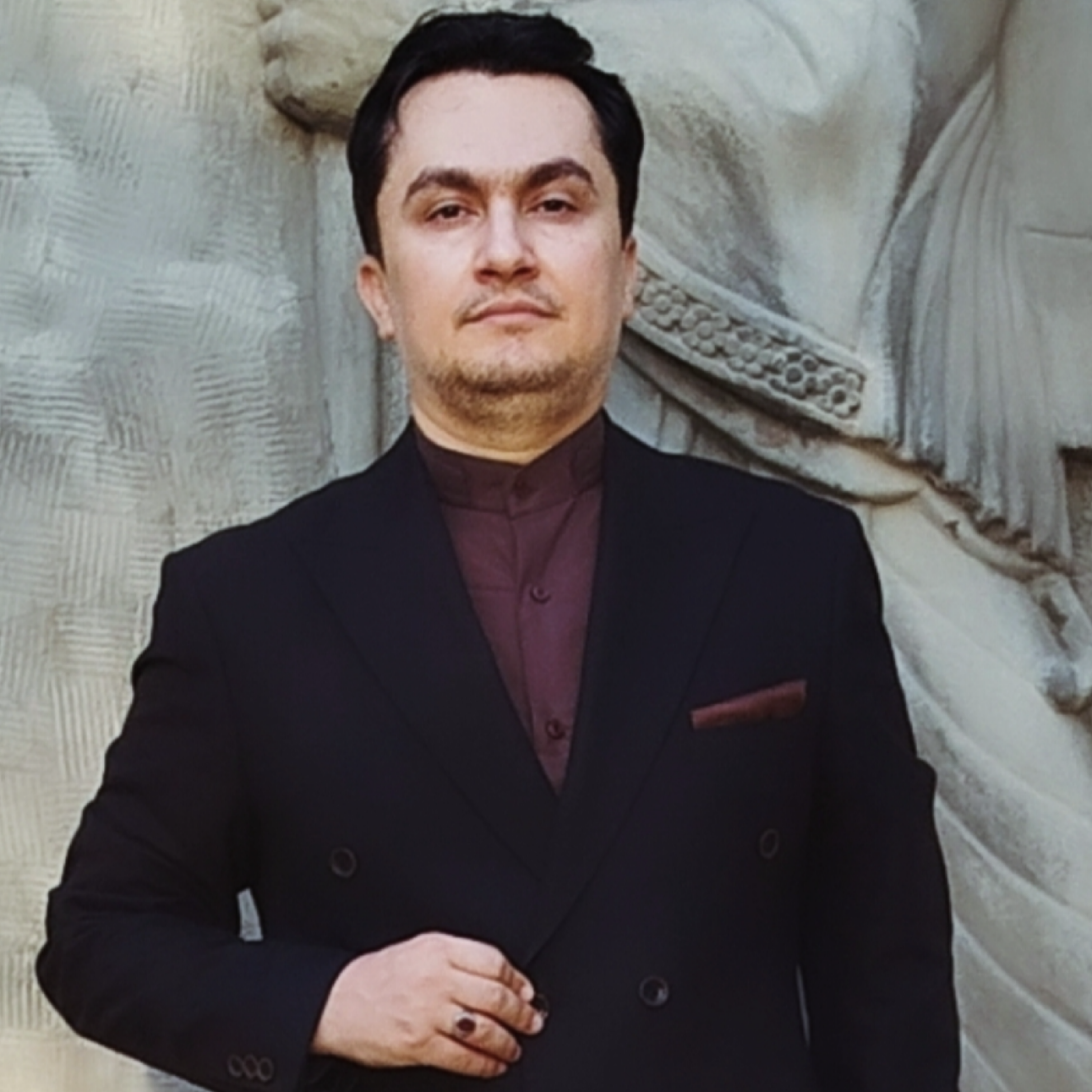 کاور سخنرانی در پیش همایش جوانی