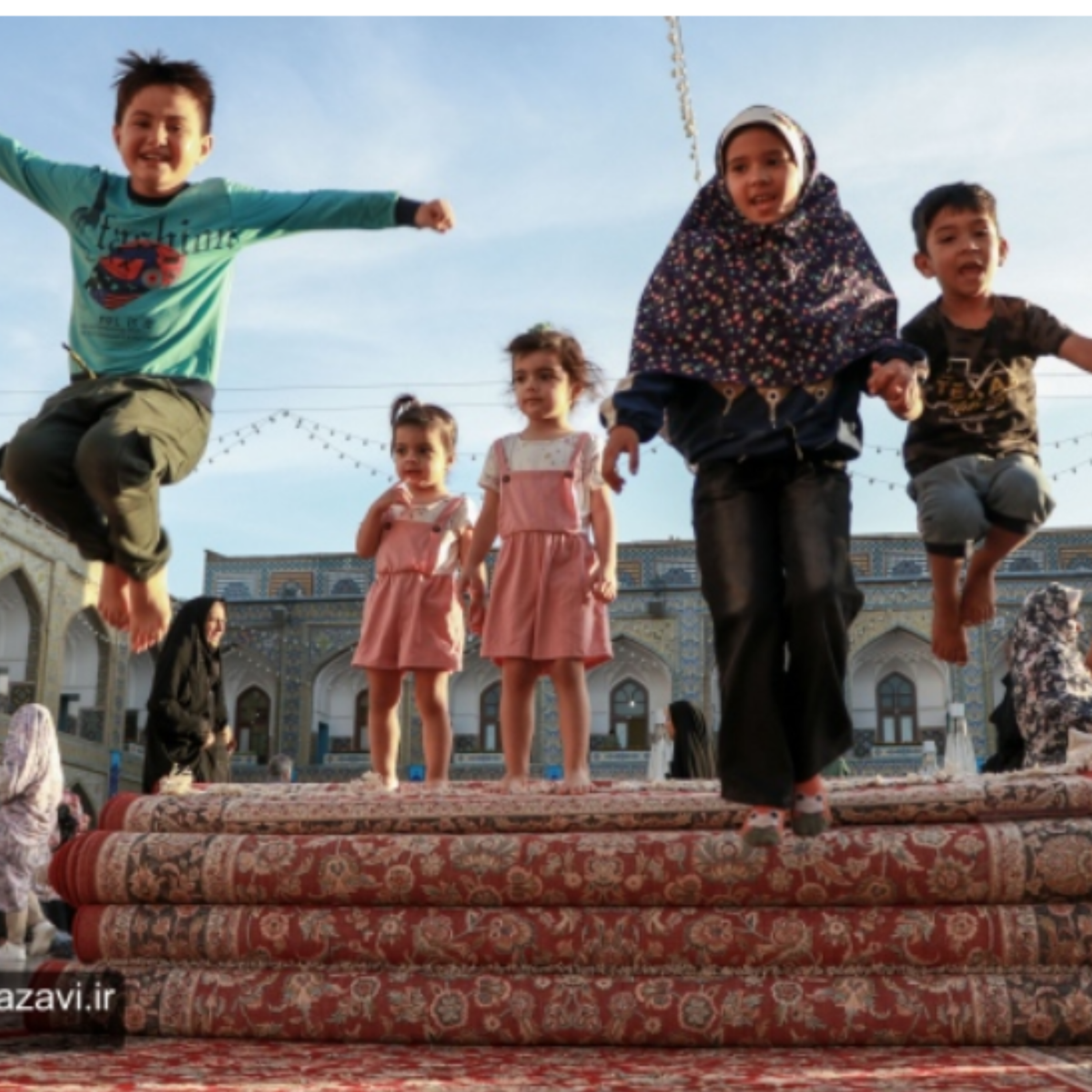 کاور نمایش کودکانه برگ تقویم
