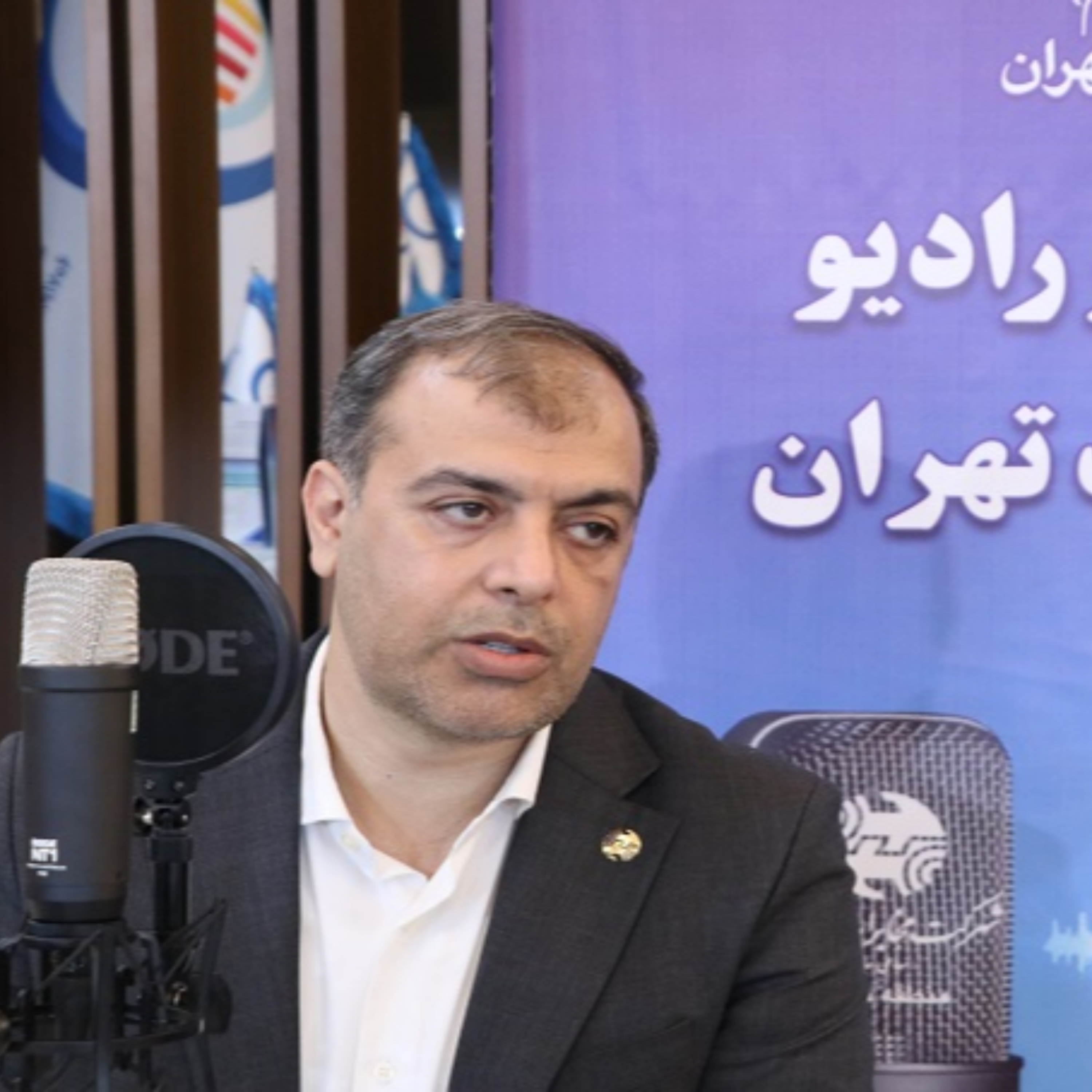 کاور گفت و گو با معاون فناوری اطلاعات شرکت مخابرات ایران