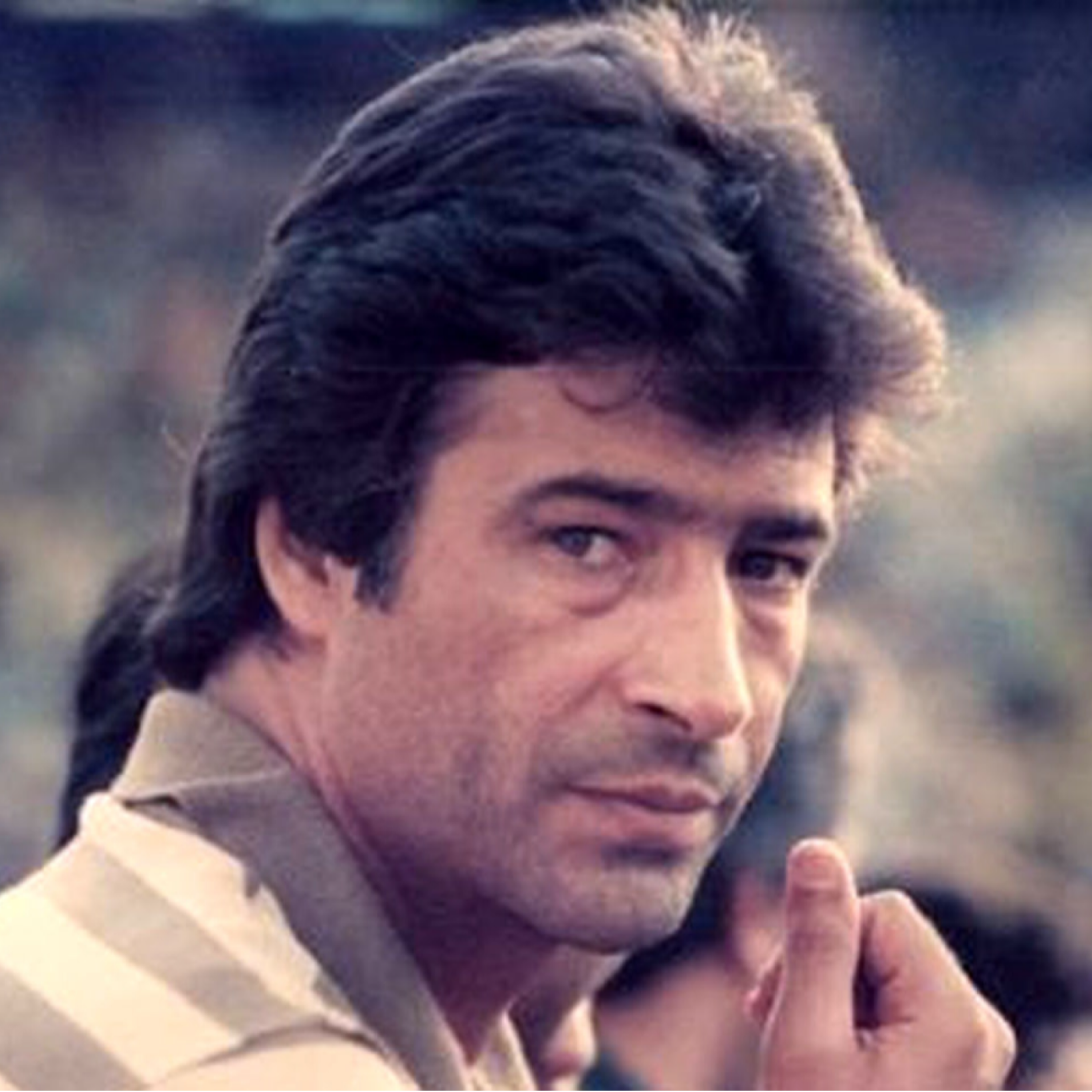 کاور شب_داخلی_خانه ناصر حجازی