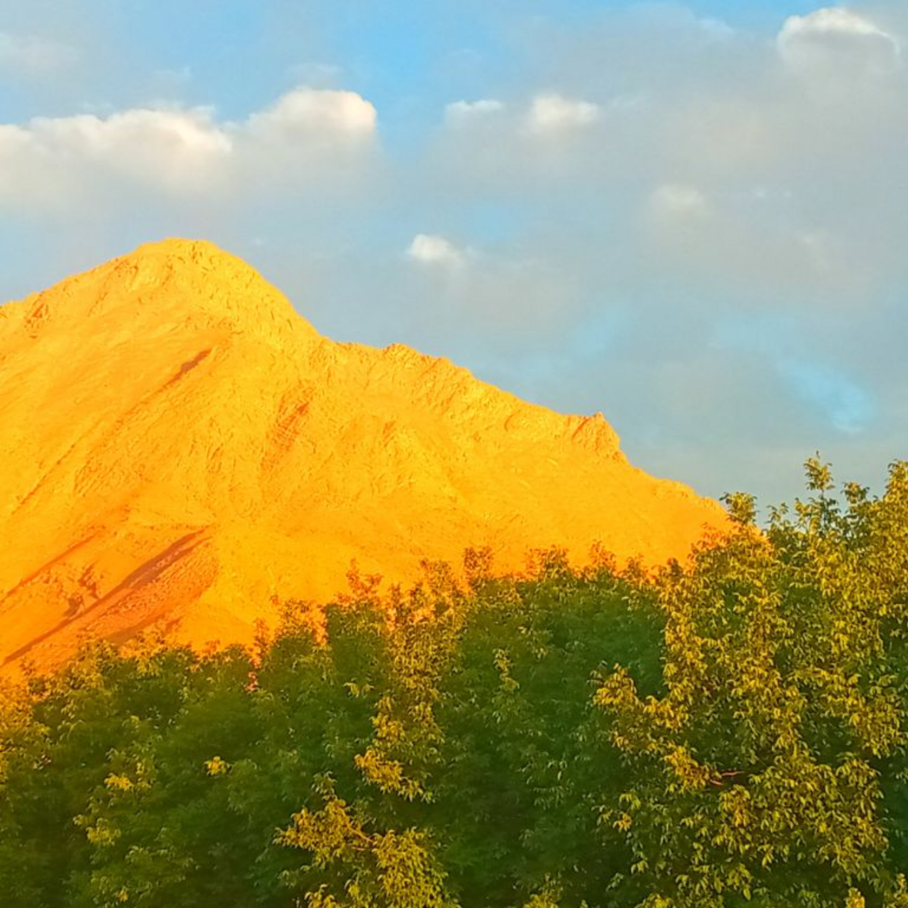 کاور به همین فاصله هاست