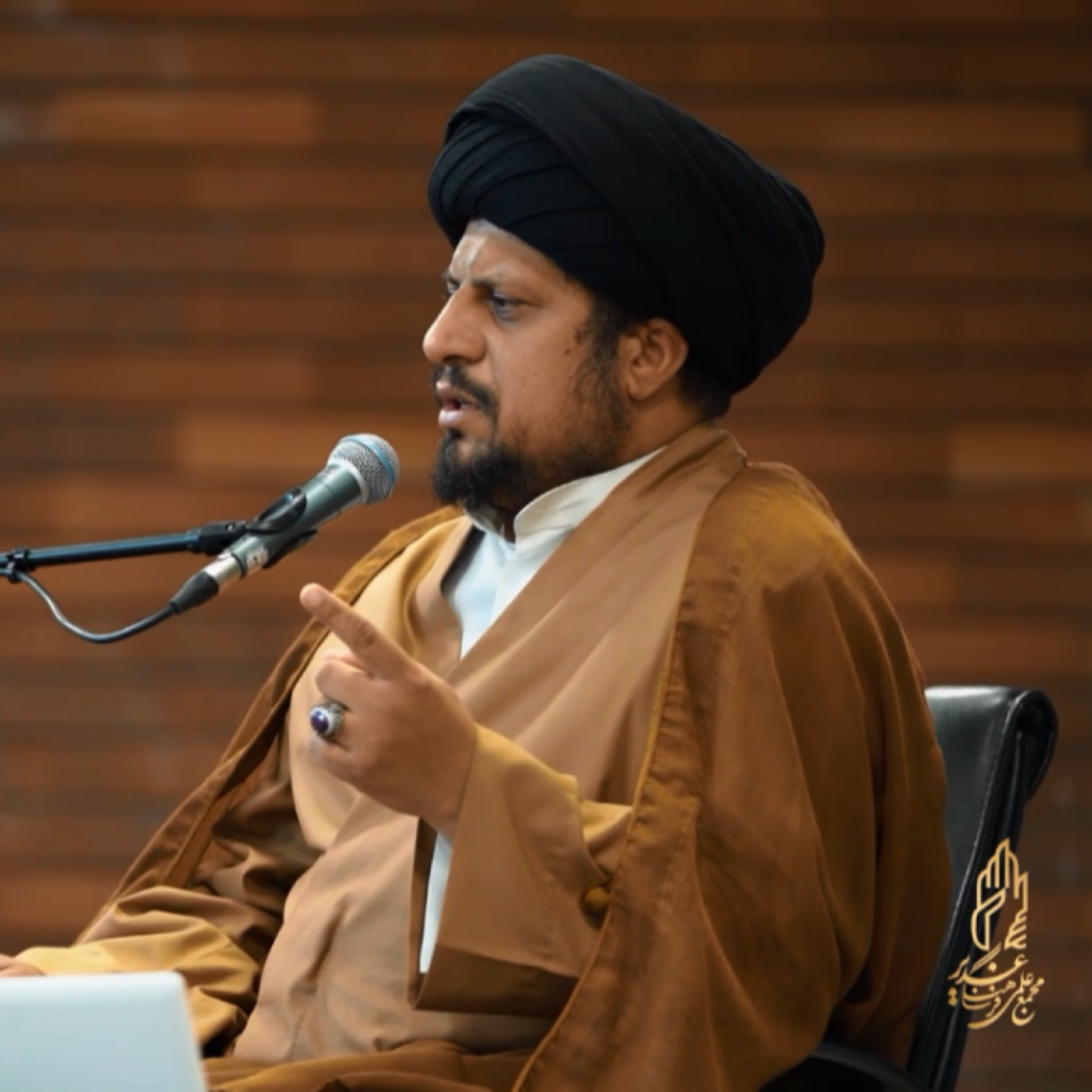کاور شرایط امام و خلیفه از نظر مذاهب مختلف
