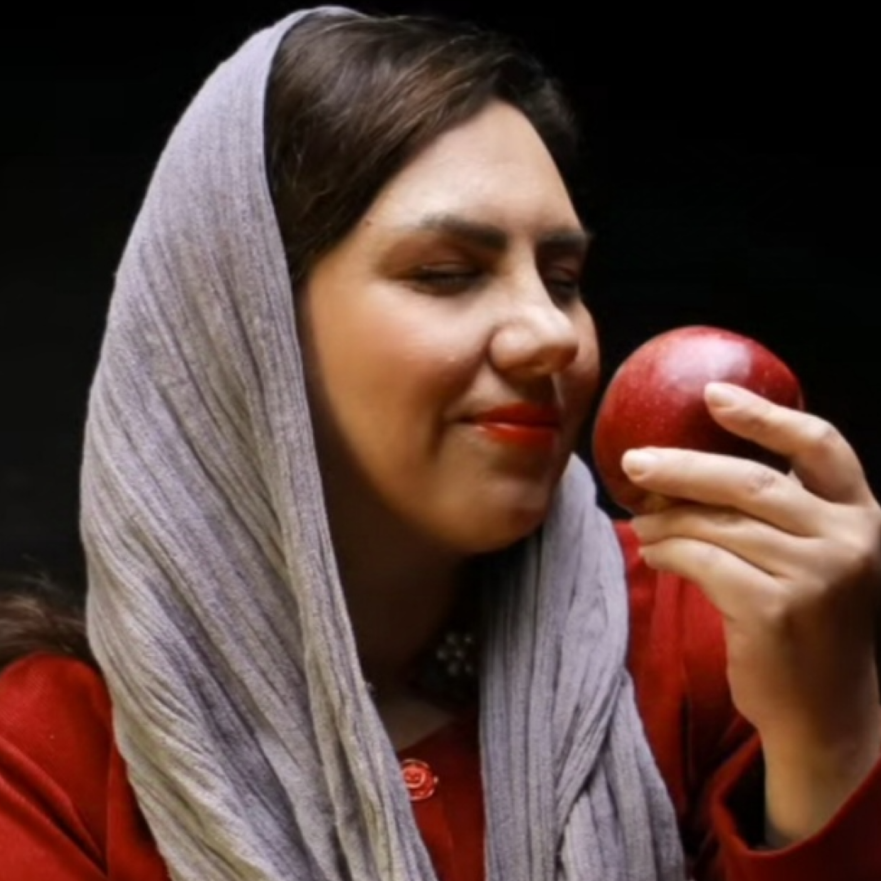 کاور پروا توکلی _ نگران حرف مردم اگر نبودیم