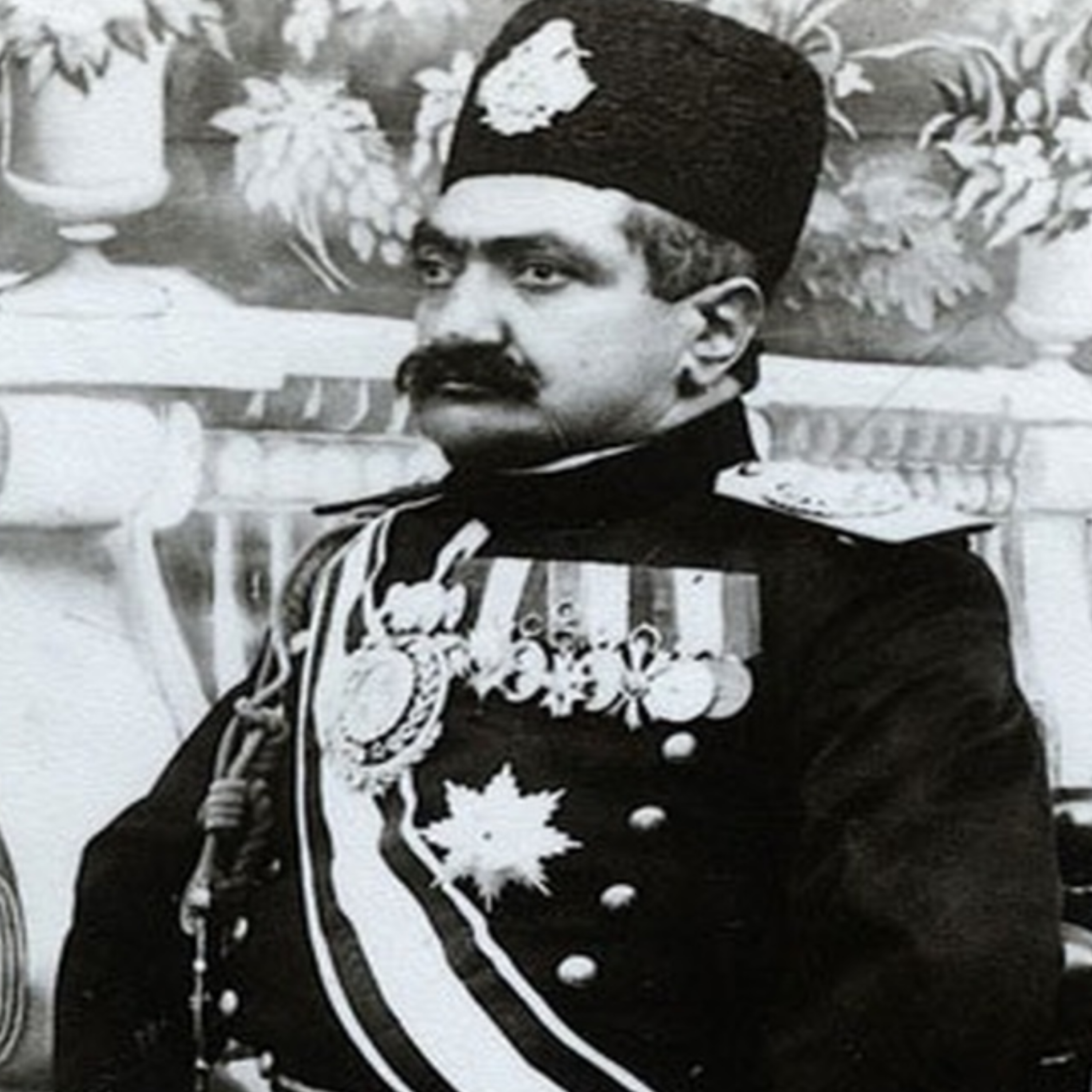 کاور ظل السلطان ظالم اما فرهنگی
