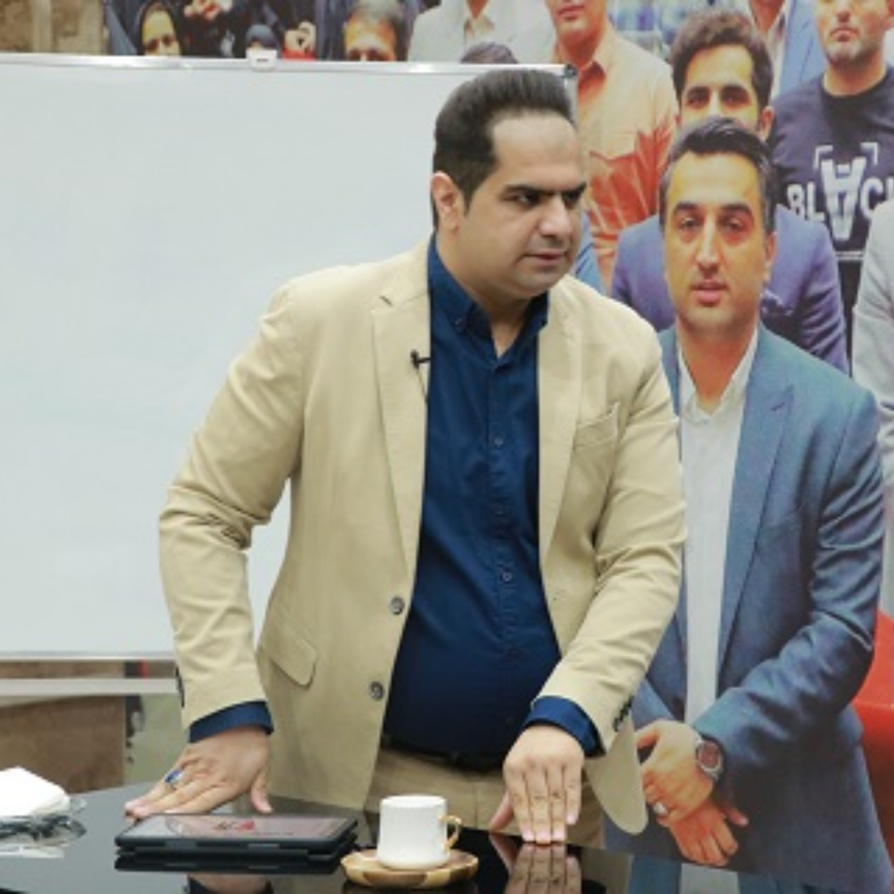 کاور توقف معاملات توسط مشتری