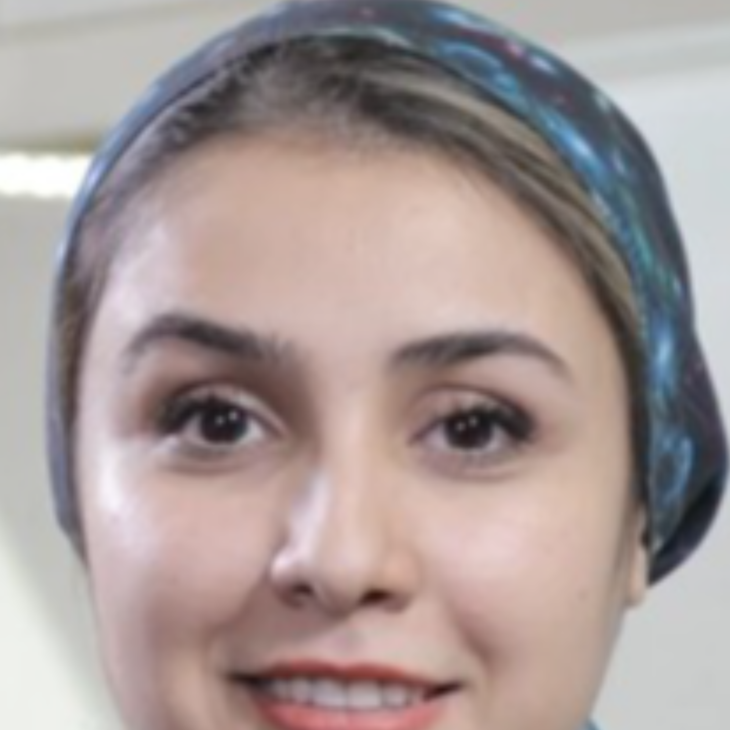 کاور دکتر ناز ی بنیانیان