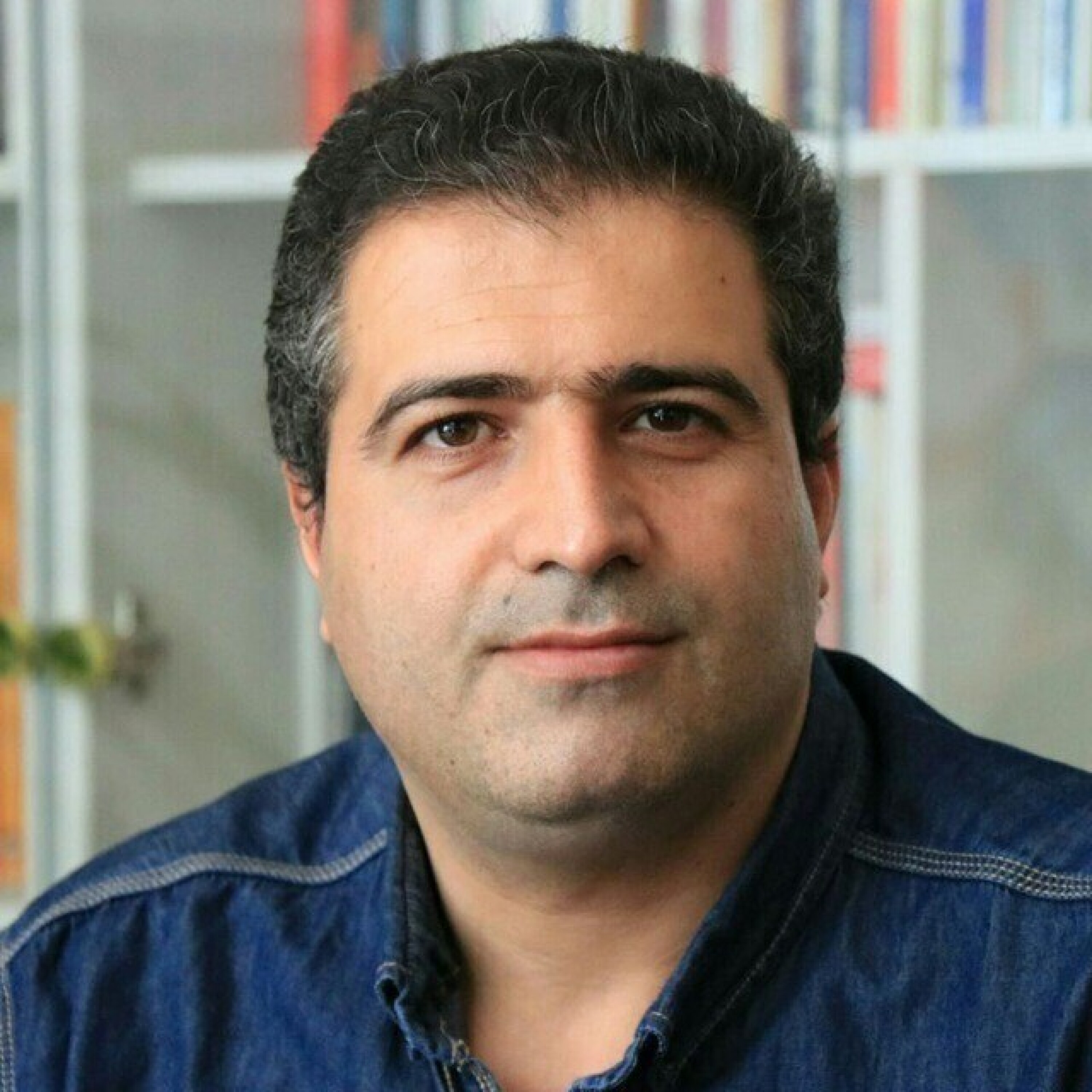 کاور محمد مهاجر | استراتژیست محتوا