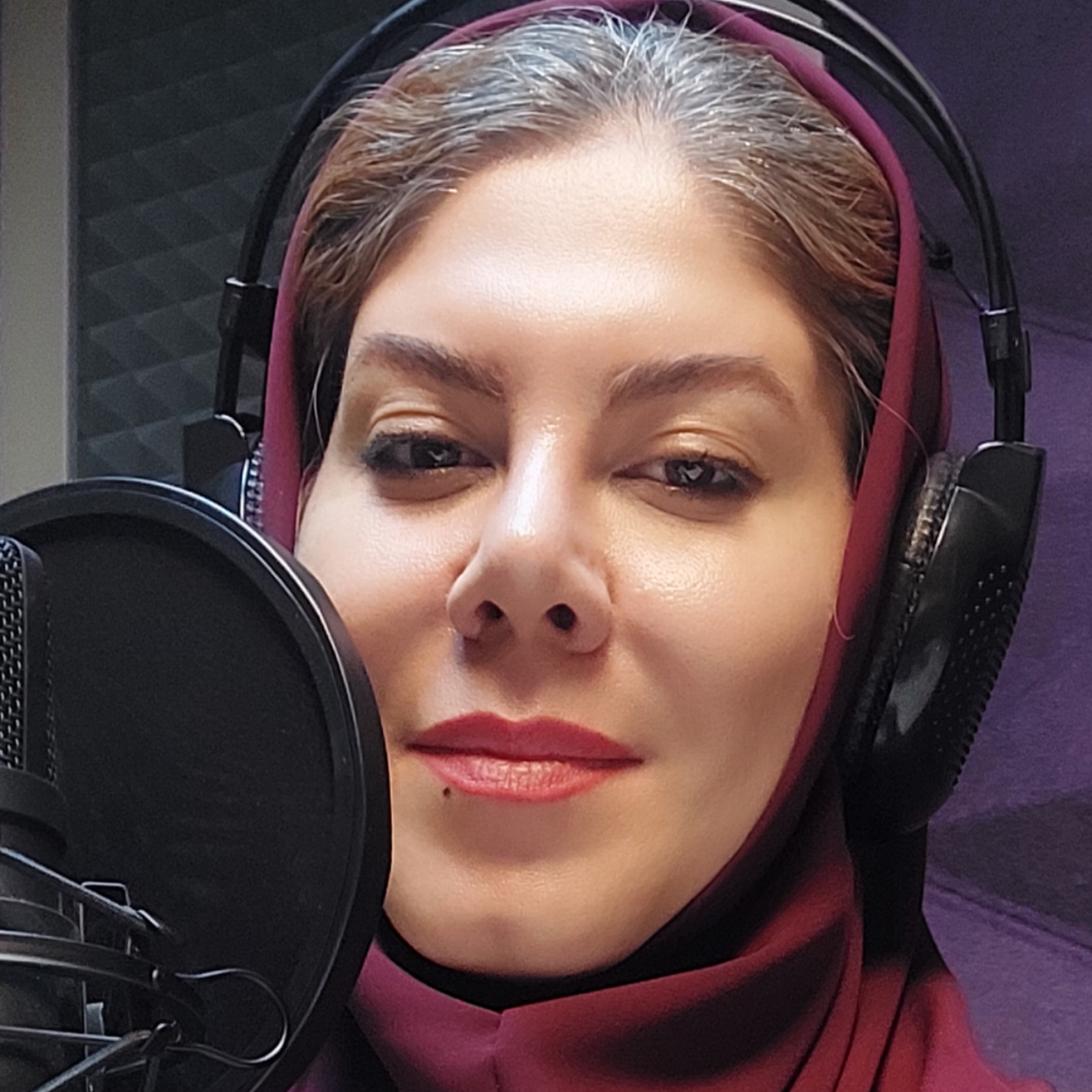 کاور گنجور سخن