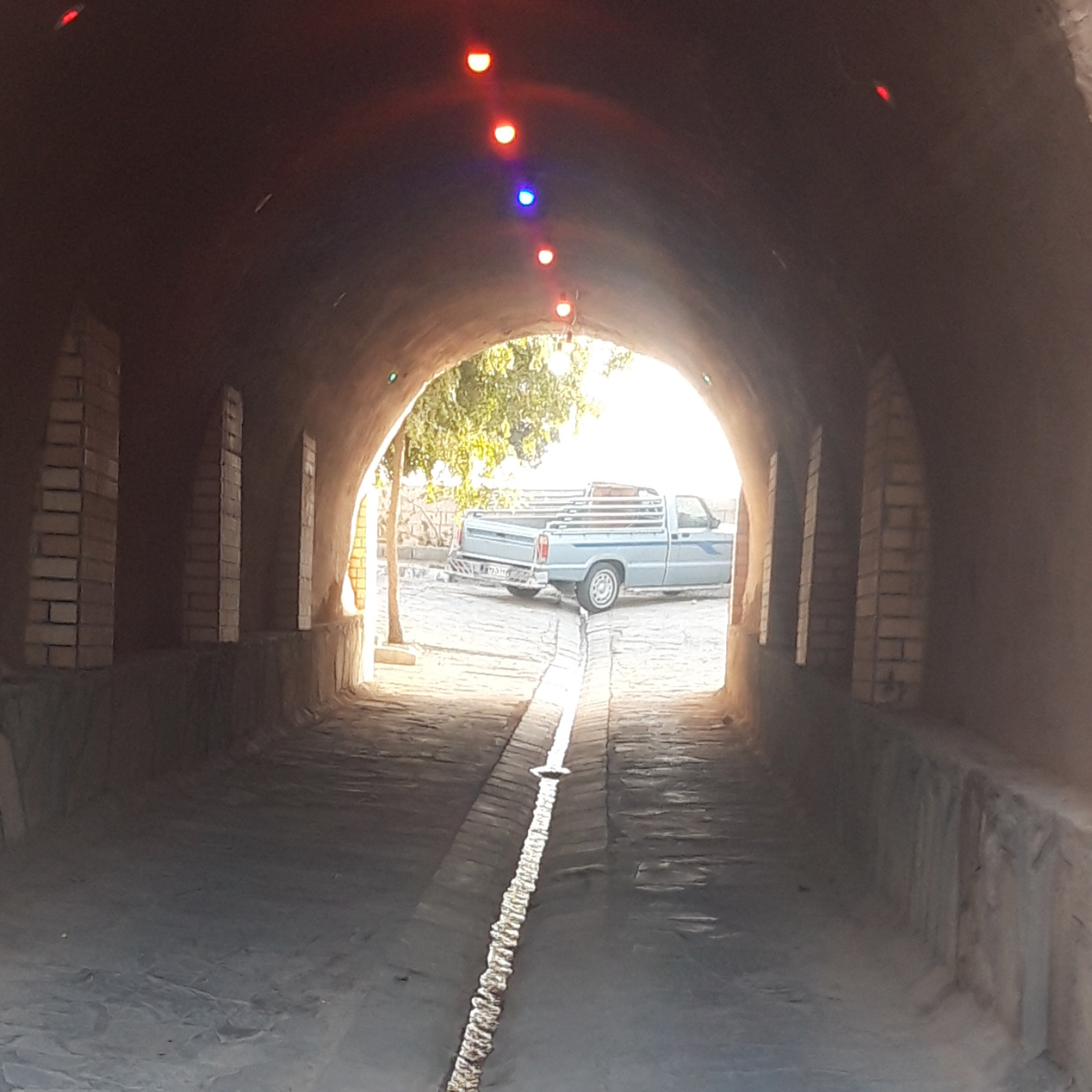 کاور گریه های پنهانی