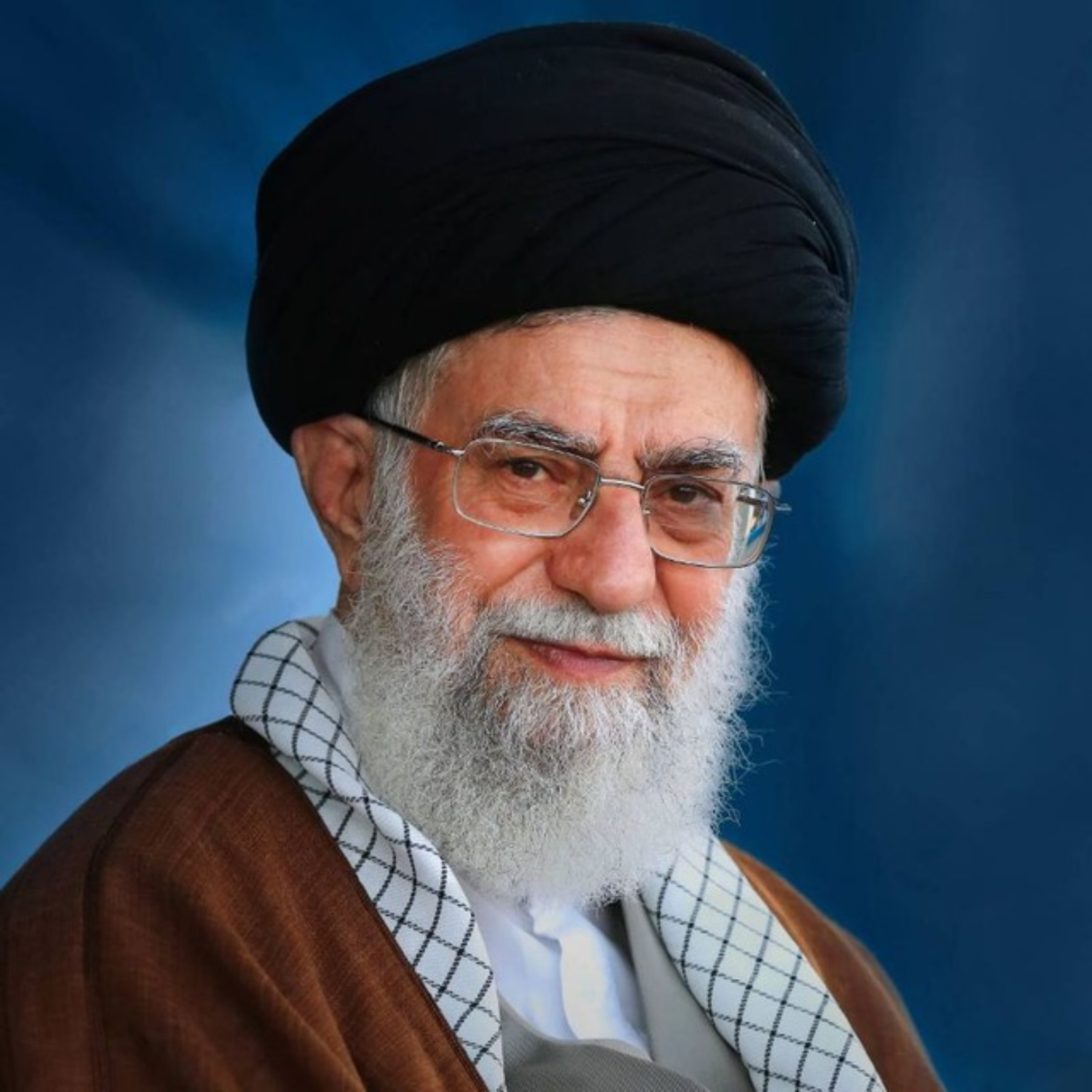 کاور KHAMENEI_IR